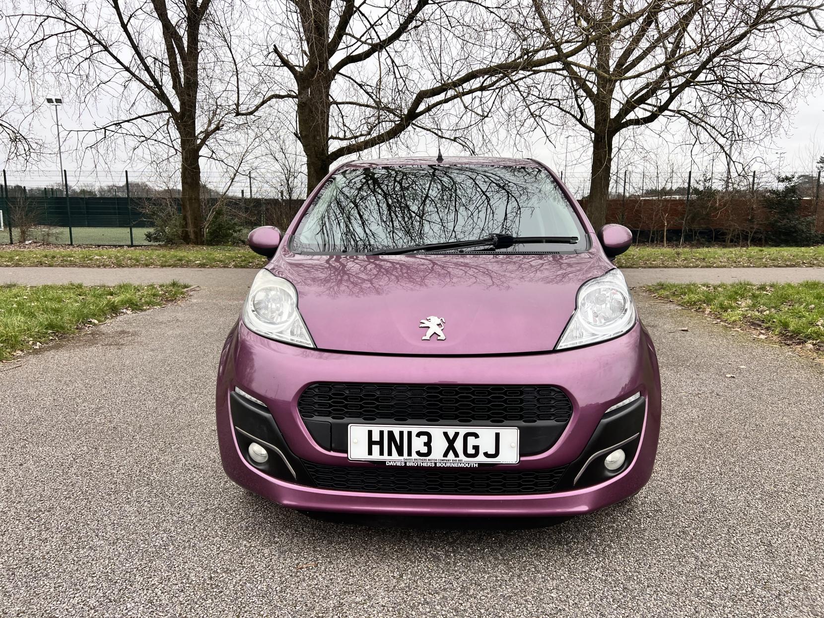 Peugeot 107 1.0 12V Allure Hatchback 5dr Petrol Manual Euro 5 (68 ps)