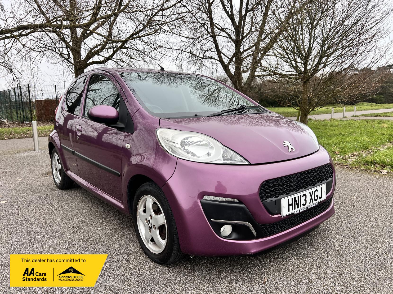 Peugeot 107 1.0 12V Allure Hatchback 5dr Petrol Manual Euro 5 (68 ps)