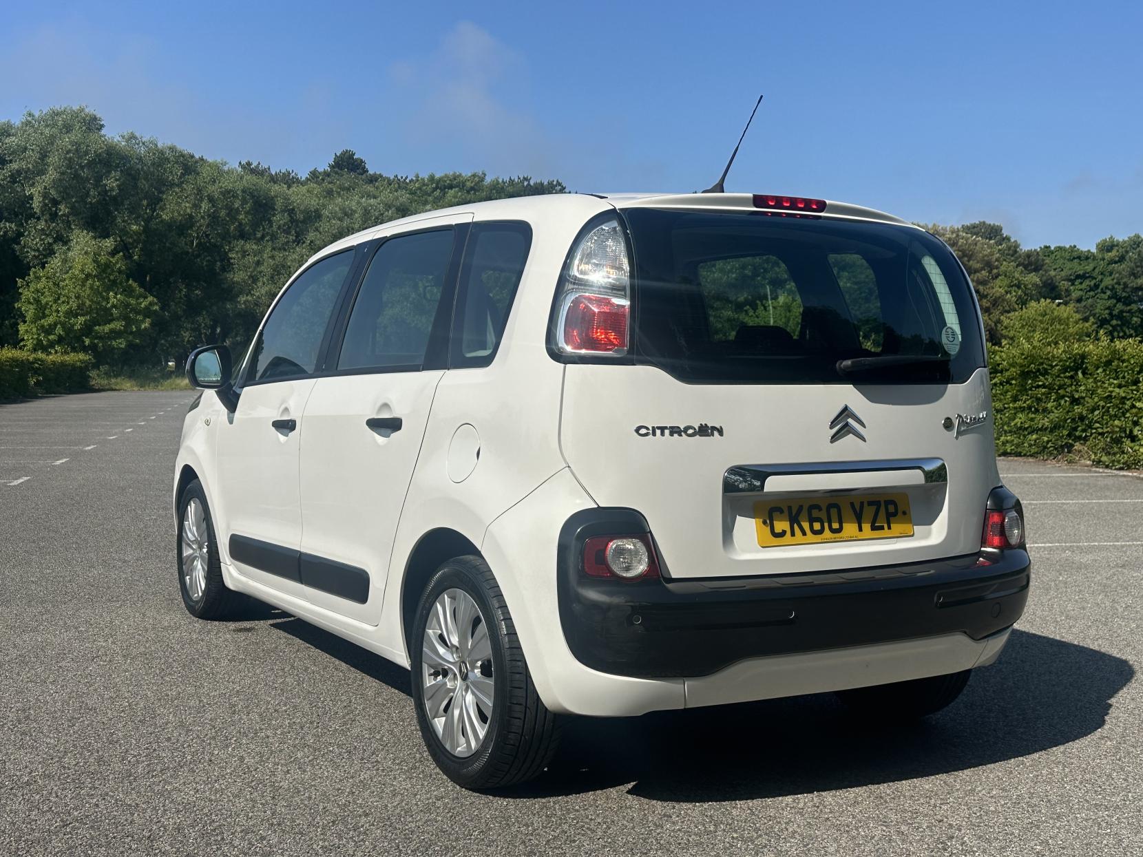 Citroen C3 Picasso 1.6 HDi Airdream + MPV 5dr Diesel Manual Euro 5 (90 ps)