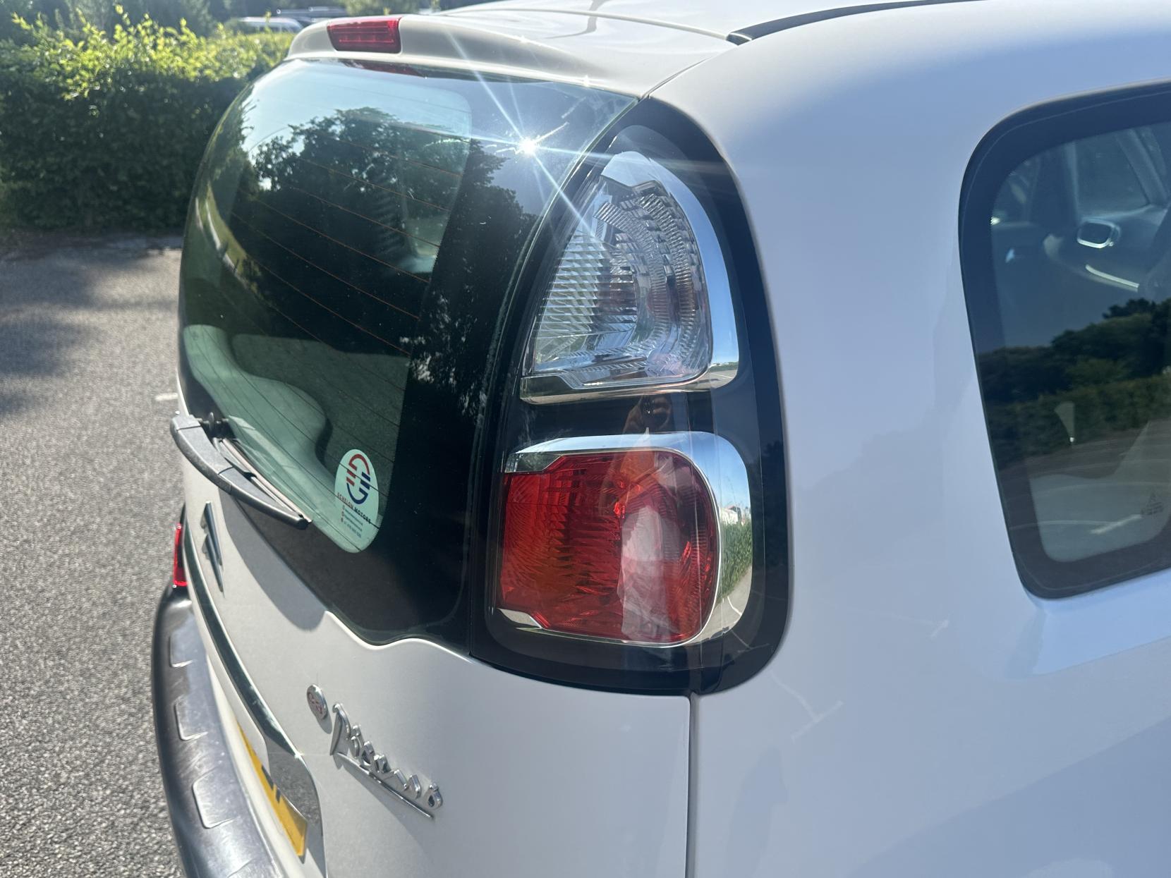 Citroen C3 Picasso 1.6 HDi Airdream + MPV 5dr Diesel Manual Euro 5 (90 ps)