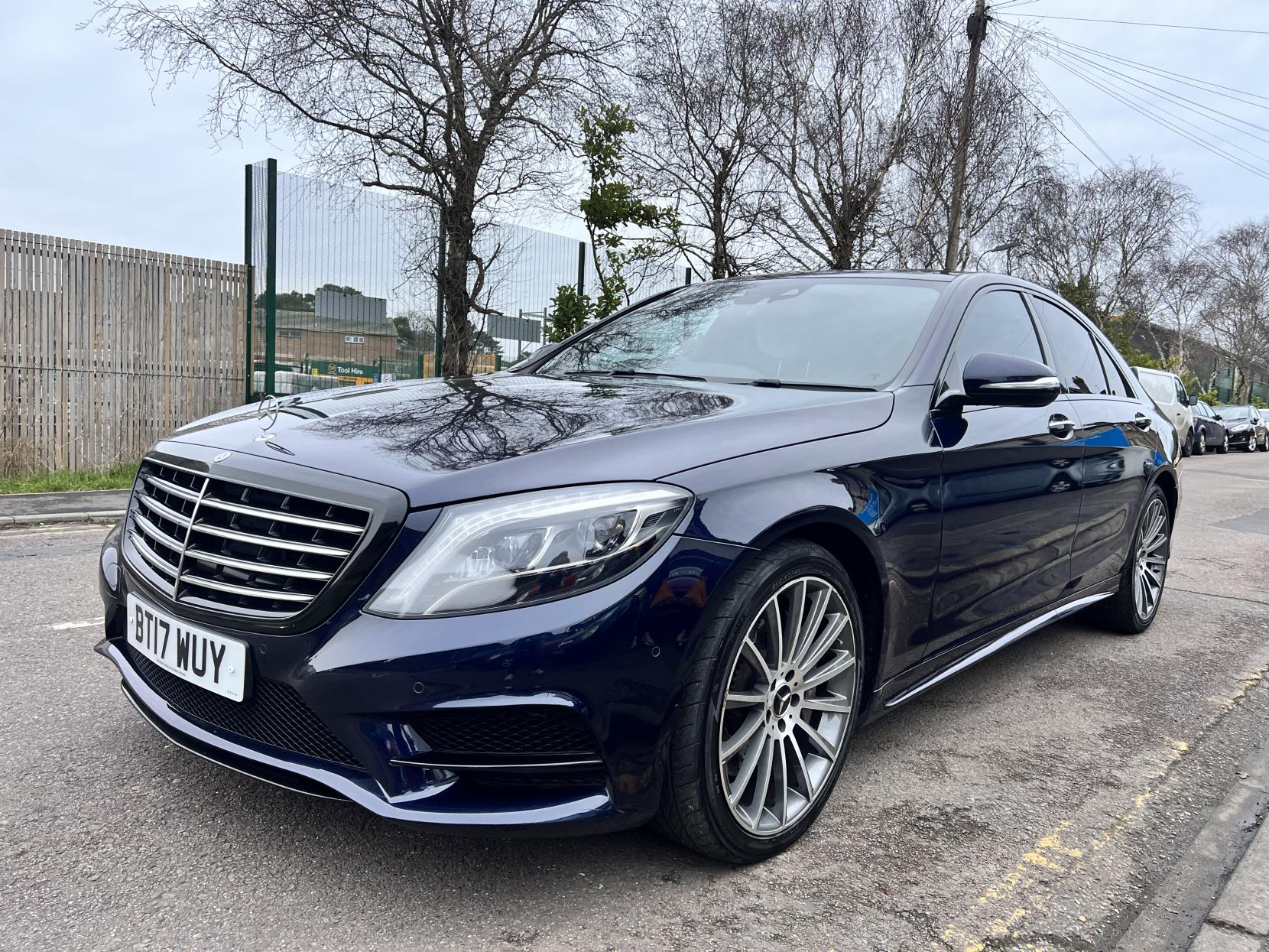 Mercedes-Benz S Class 3.0 S350d V6 AMG Line (Premium) Saloon 4dr Diesel G-Tronic+ Euro 6 (s/s) (258 ps)