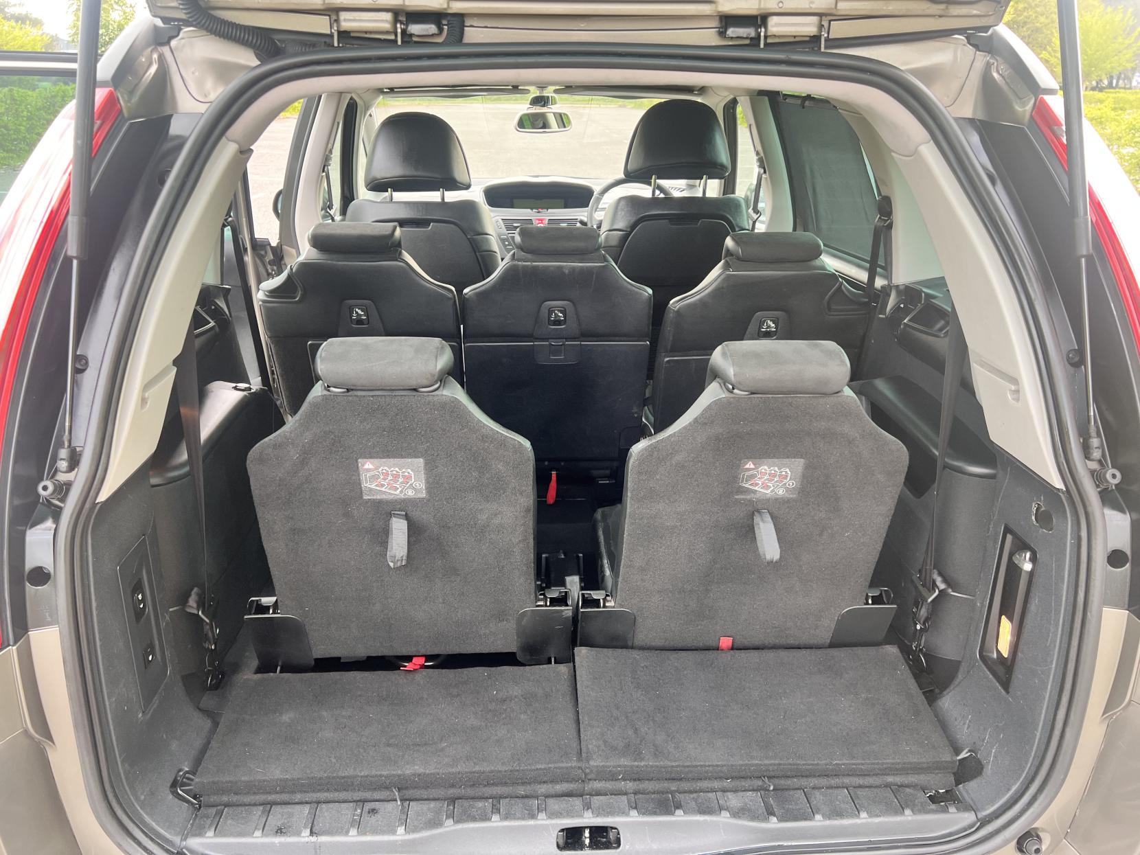 Citroen Grand C4 Picasso 1.6 HDi Exclusive MPV 5dr Diesel EGS6 Euro 5 (110 ps)