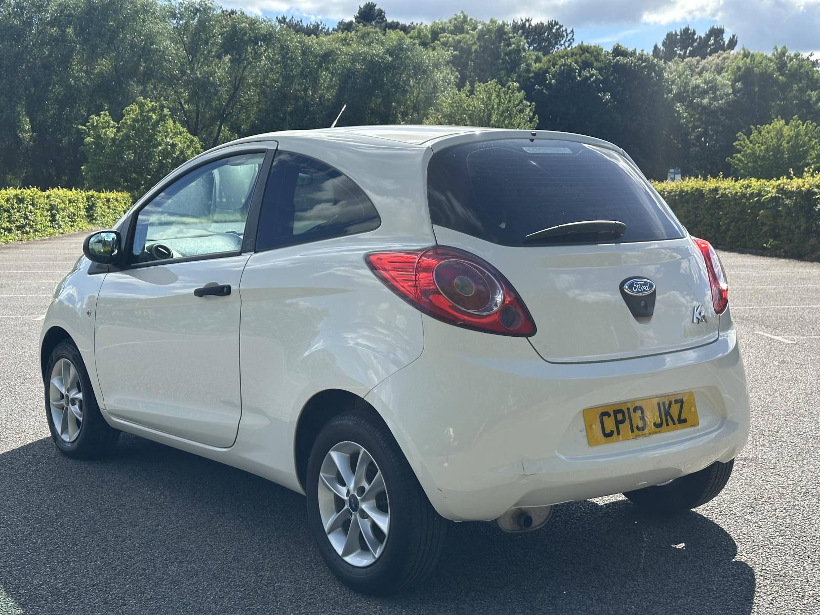 Ford Ka 1.2 Studio Hatchback 3dr Petrol Manual Euro 5 (s/s) (69 ps)
