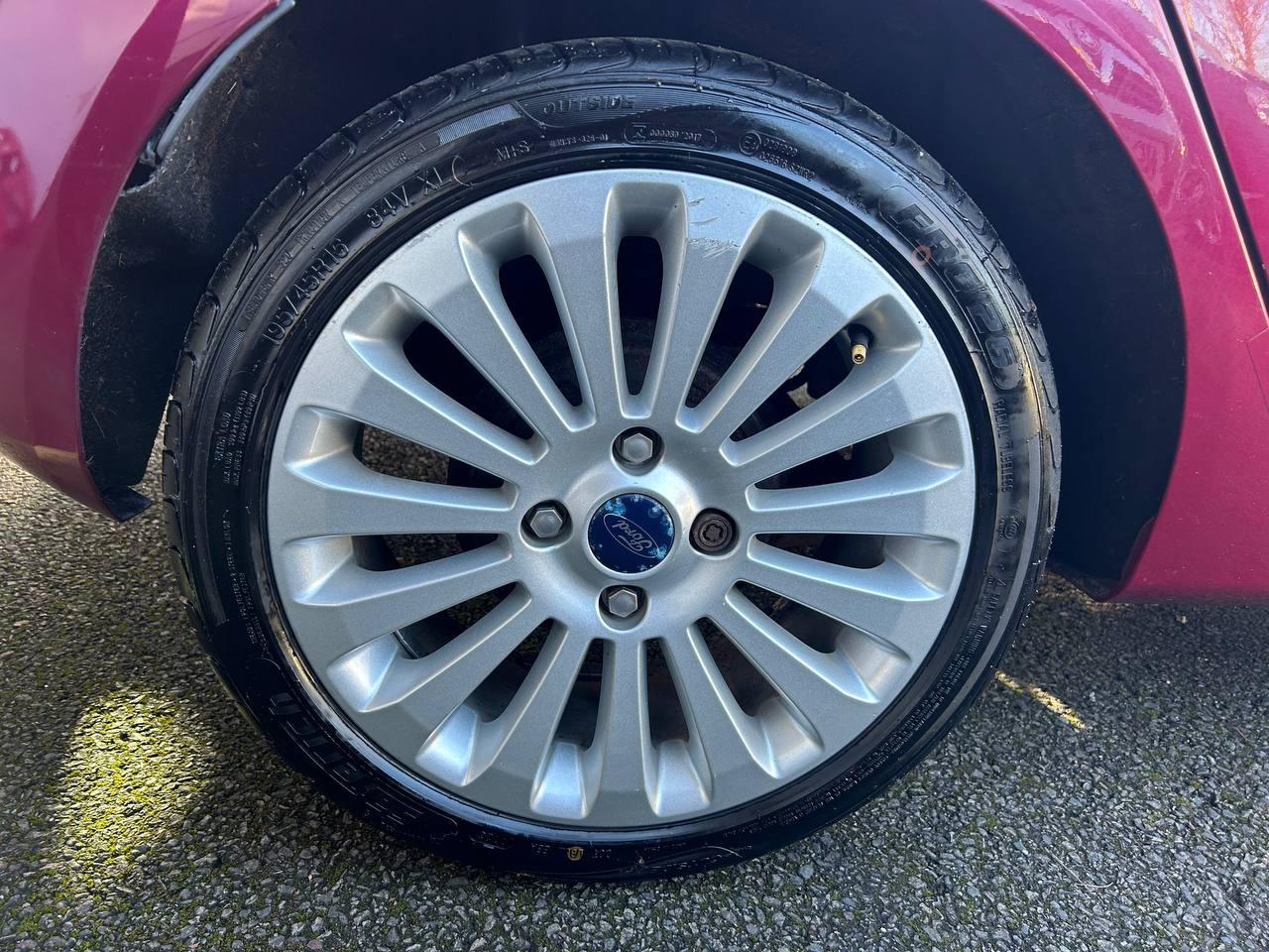 Ford Fiesta 1.4 Titanium Hatchback 5dr Petrol Automatic (154 g/km, 94 bhp)