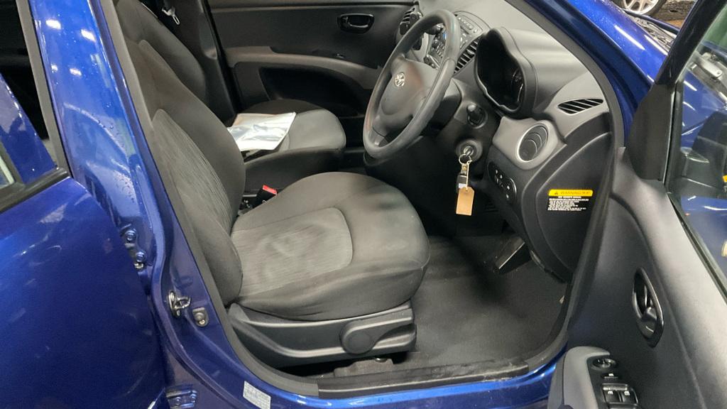 Hyundai i10 1.2 Active Hatchback 5dr Petrol Auto Euro 5 (85 bhp)