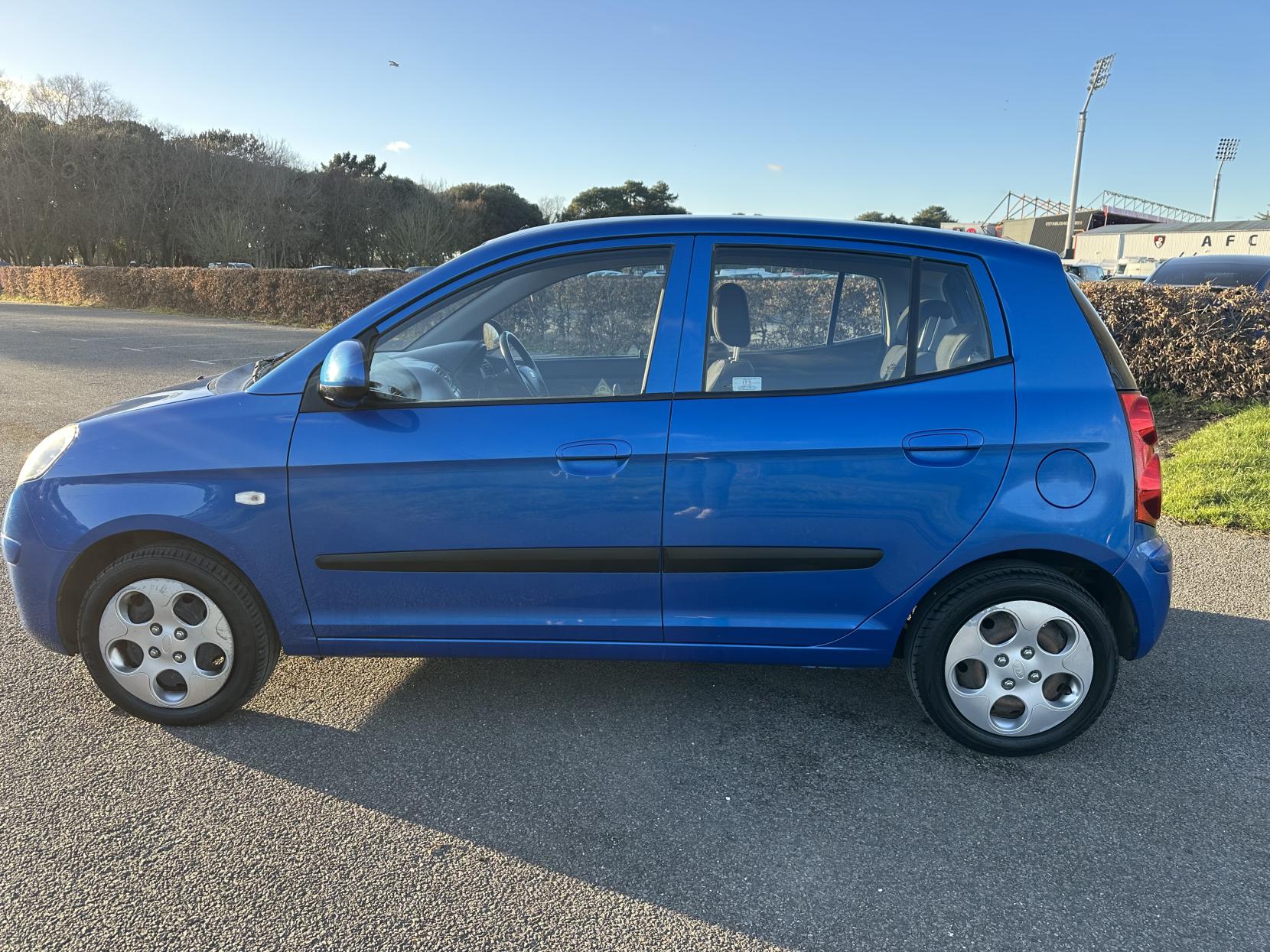 Kia Picanto 1.1 Chill Hatchback 5dr Petrol Automatic (137 g/km, 64 bhp)