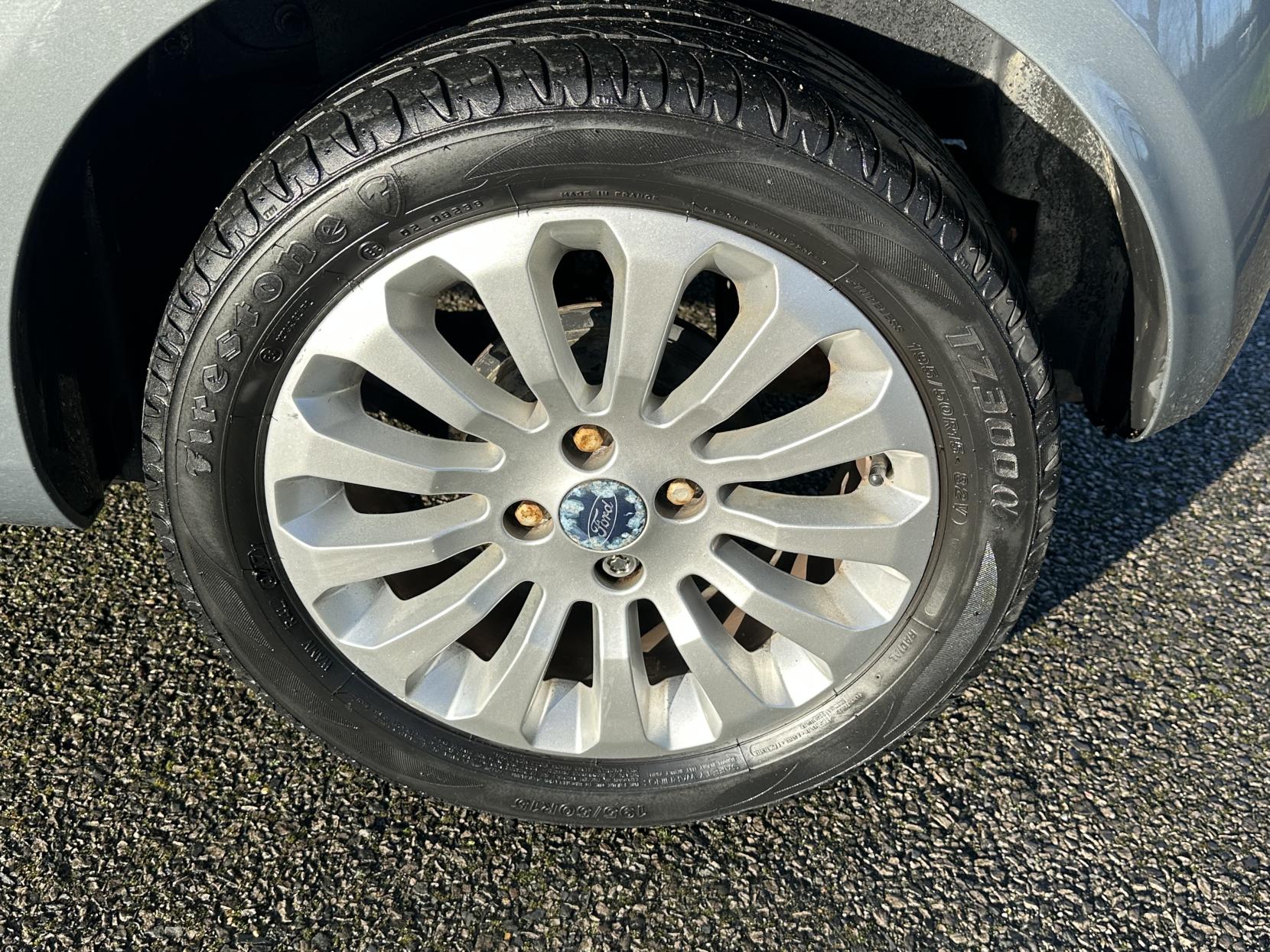 Ford Ka 1.2 Zetec Hatchback 3dr Petrol Manual Euro 4 (69 ps)