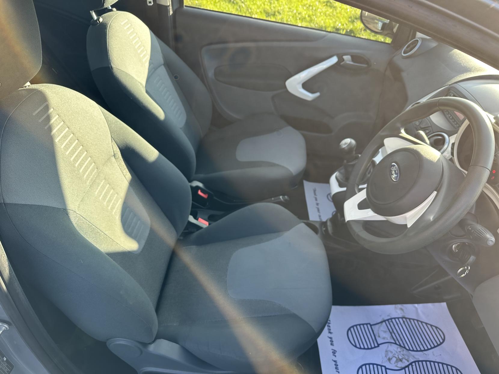 Ford Ka 1.2 Zetec Hatchback 3dr Petrol Manual Euro 4 (69 ps)