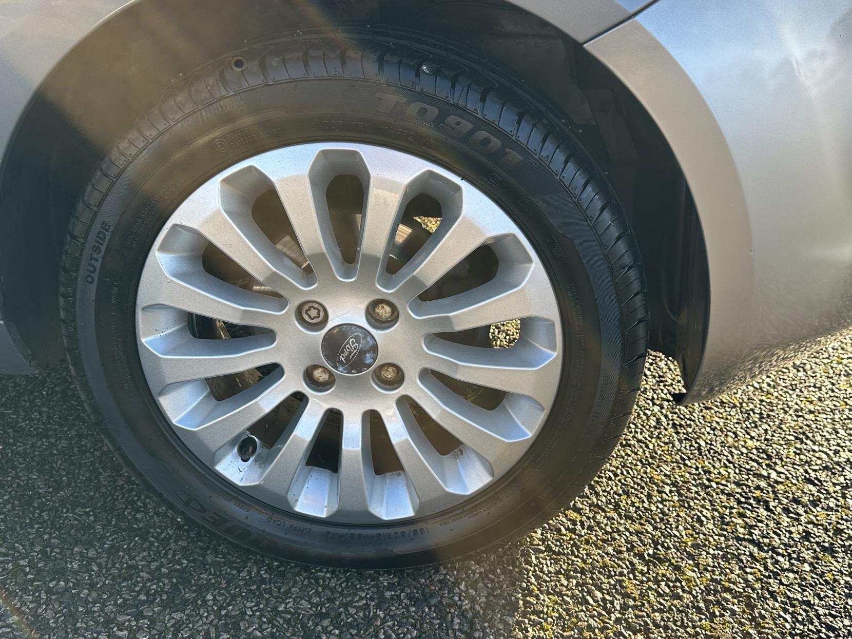 Ford Ka 1.2 Zetec Hatchback 3dr Petrol Manual Euro 4 (69 ps)