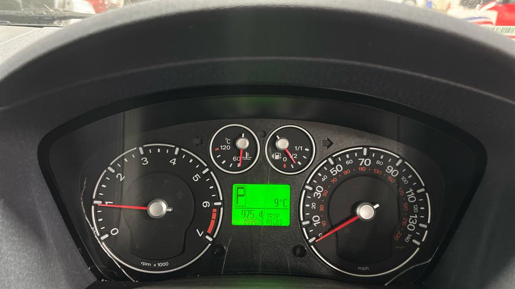 Ford Fusion 1.6 Zetec Hatchback 5dr Petrol Automatic (179 g/km, 99 bhp)