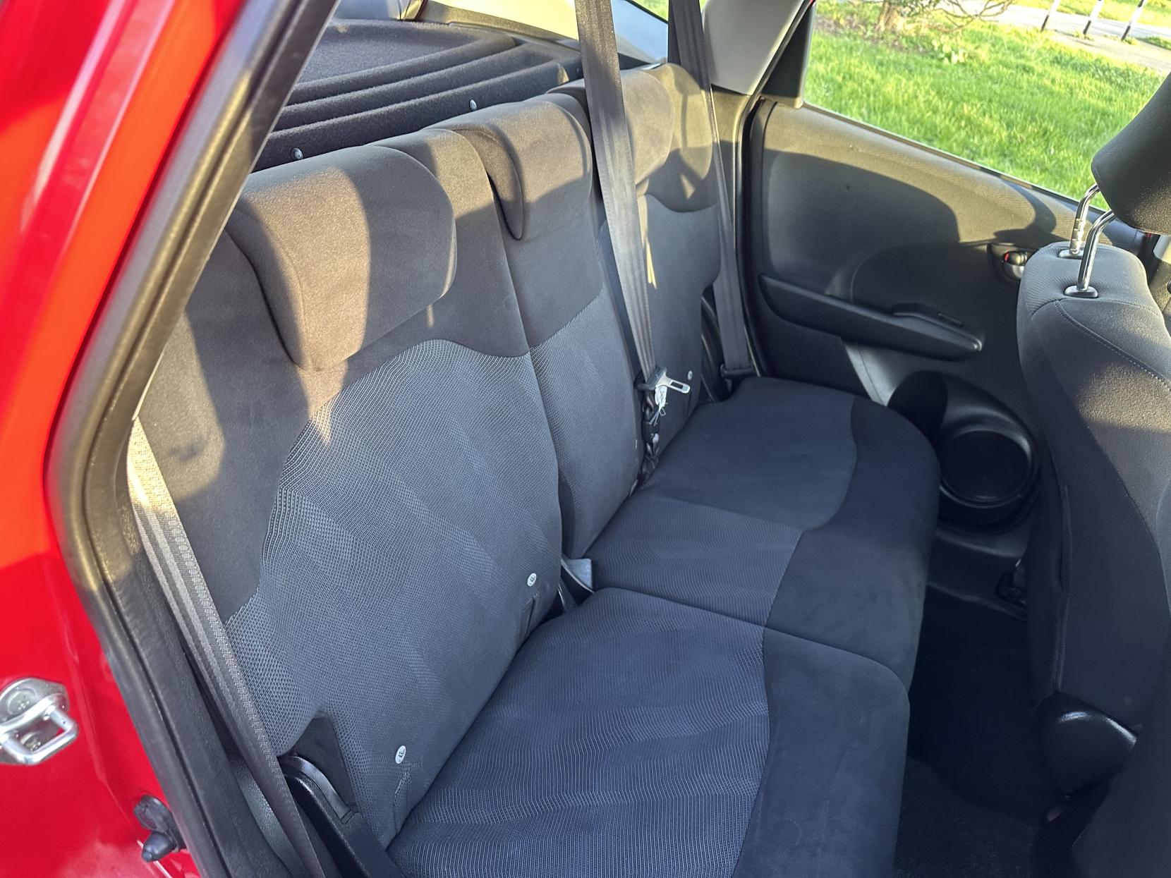 Honda Jazz 1.4 i-VTEC ES Hatchback 5dr Petrol Manual Euro 4 (100 ps)