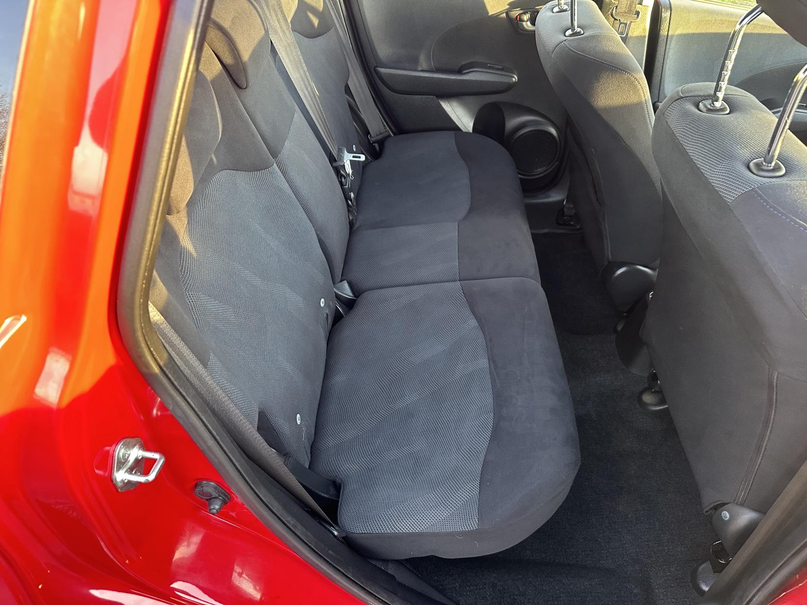 Honda Jazz 1.4 i-VTEC ES Hatchback 5dr Petrol Manual Euro 4 (100 ps)