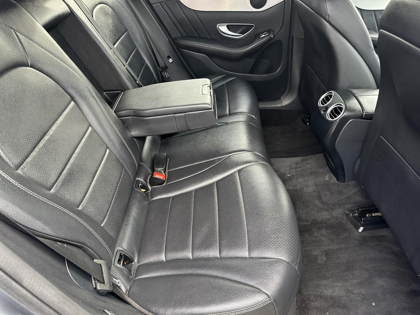 Mercedes-Benz GLC 2.1 GLC220d AMG Line SUV 5dr Diesel G-Tronic 4MATIC Euro 6 (s/s) (170 ps)