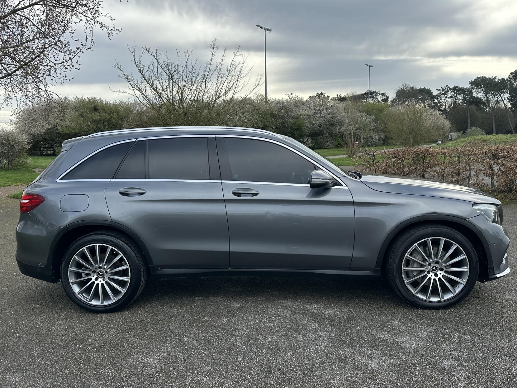 Mercedes-Benz GLC 2.1 GLC220d AMG Line SUV 5dr Diesel G-Tronic 4MATIC Euro 6 (s/s) (170 ps)
