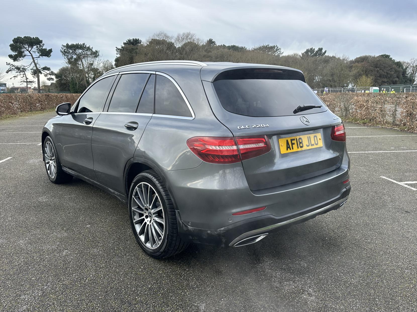 Mercedes-Benz GLC 2.1 GLC220d AMG Line SUV 5dr Diesel G-Tronic 4MATIC Euro 6 (s/s) (170 ps)