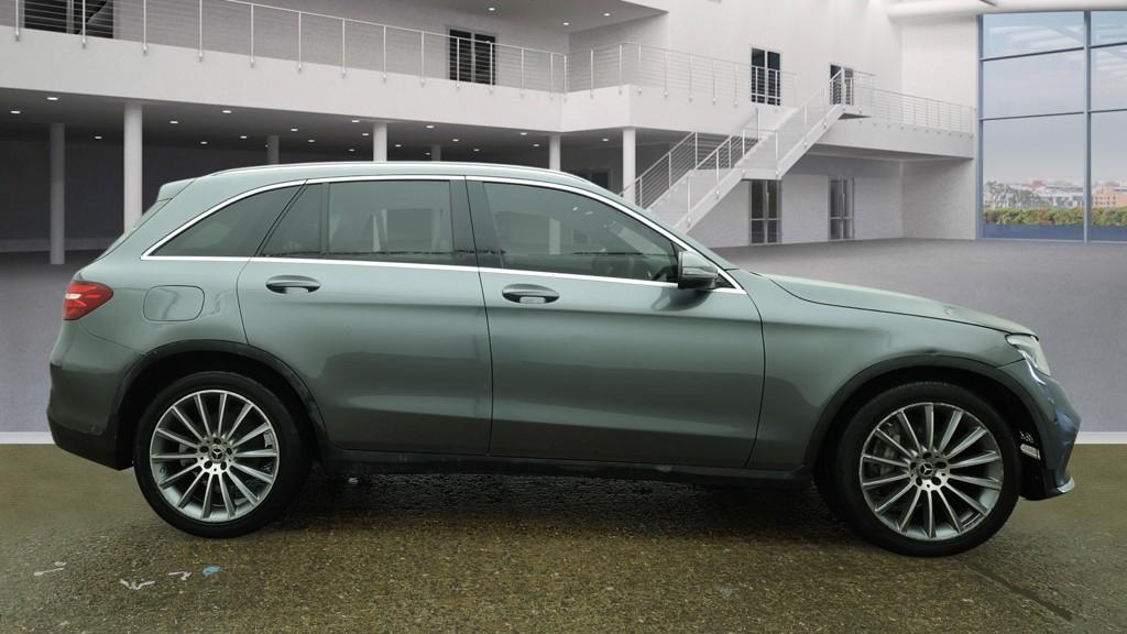 Mercedes-Benz GLC 2.1 GLC220d AMG Line SUV 5dr Diesel G-Tronic 4MATIC Euro 6 (s/s) (170 ps)