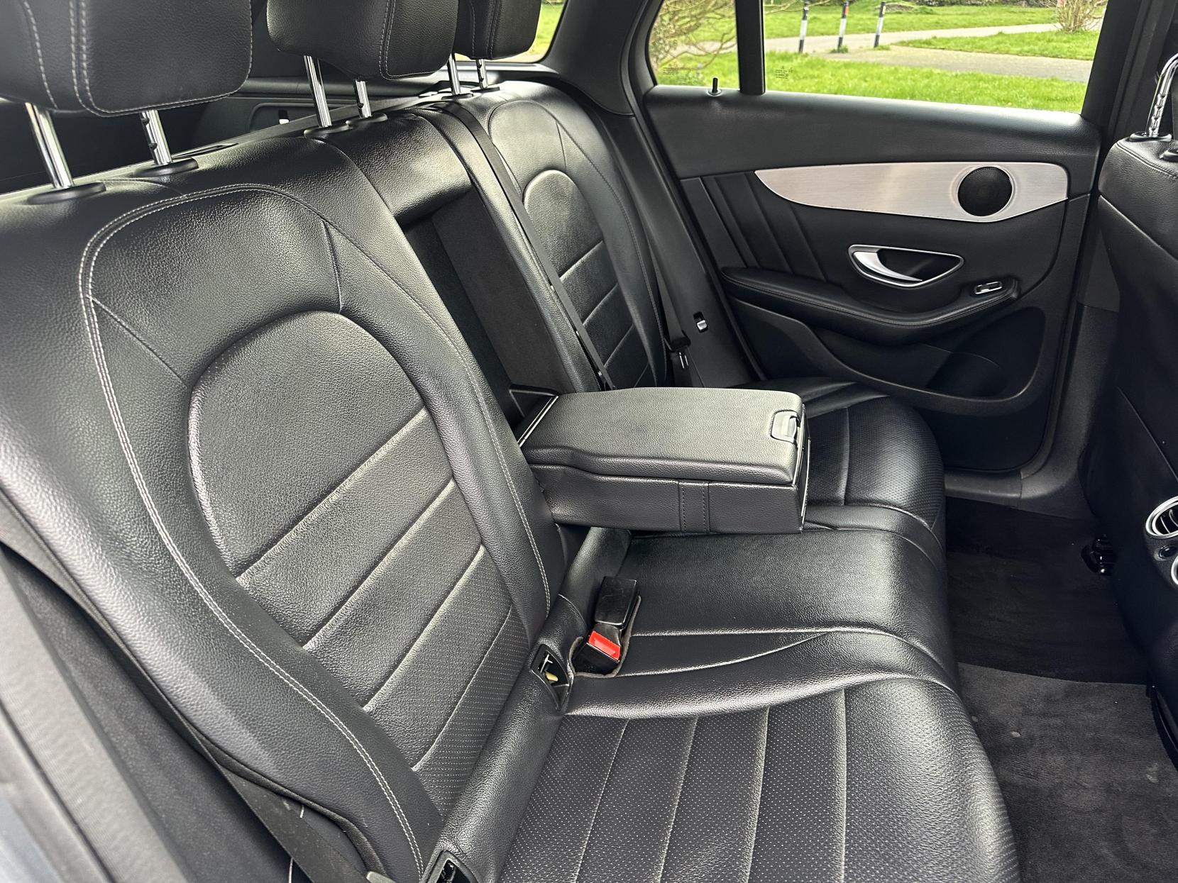 Mercedes-Benz GLC 2.1 GLC220d AMG Line SUV 5dr Diesel G-Tronic 4MATIC Euro 6 (s/s) (170 ps)