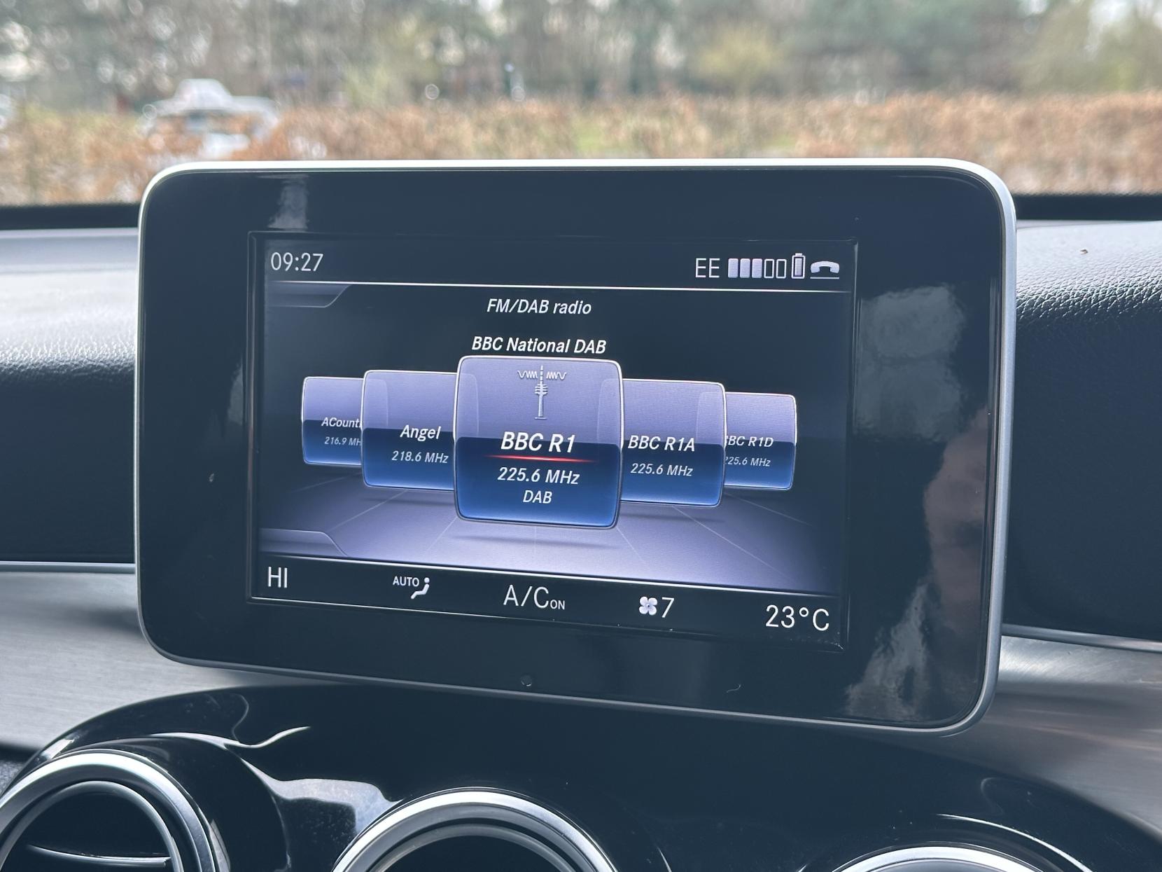 Mercedes-Benz GLC 2.1 GLC220d AMG Line SUV 5dr Diesel G-Tronic 4MATIC Euro 6 (s/s) (170 ps)