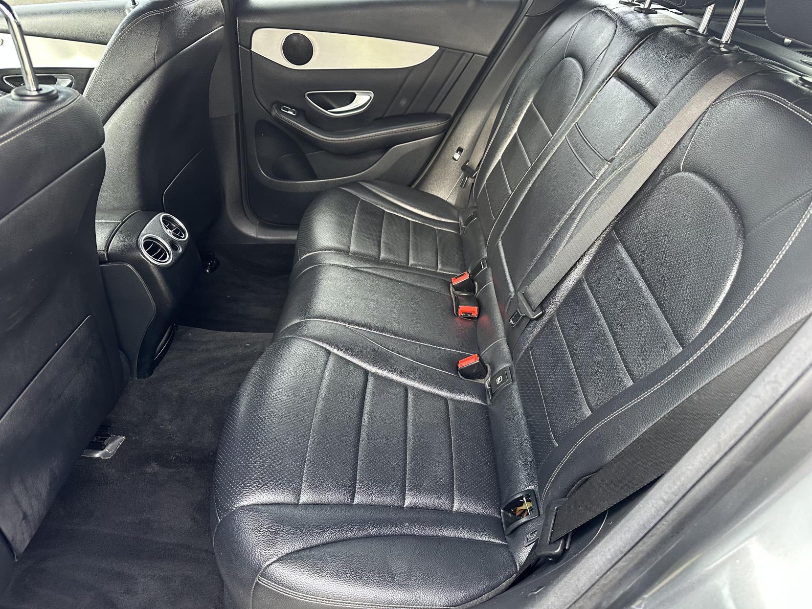 Mercedes-Benz GLC 2.1 GLC220d AMG Line SUV 5dr Diesel G-Tronic 4MATIC Euro 6 (s/s) (170 ps)