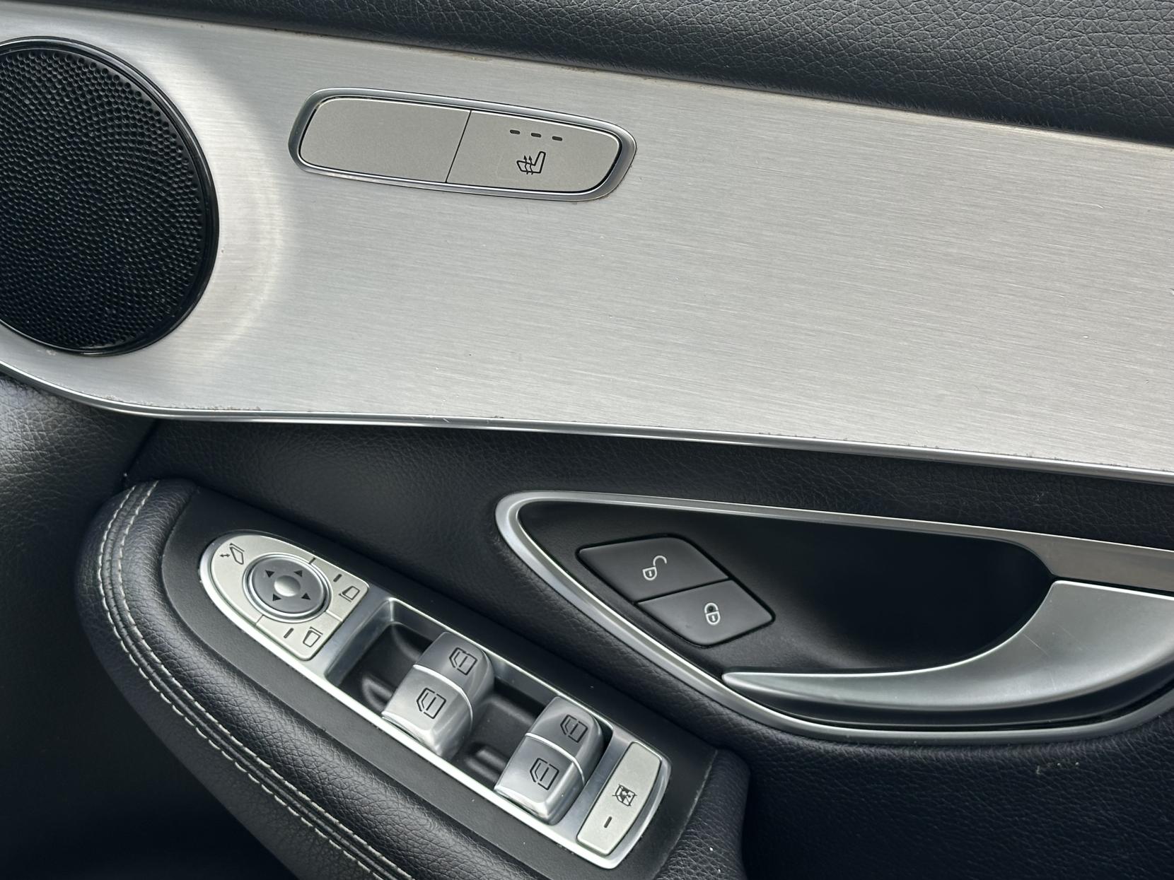 Mercedes-Benz GLC 2.1 GLC220d AMG Line SUV 5dr Diesel G-Tronic 4MATIC Euro 6 (s/s) (170 ps)