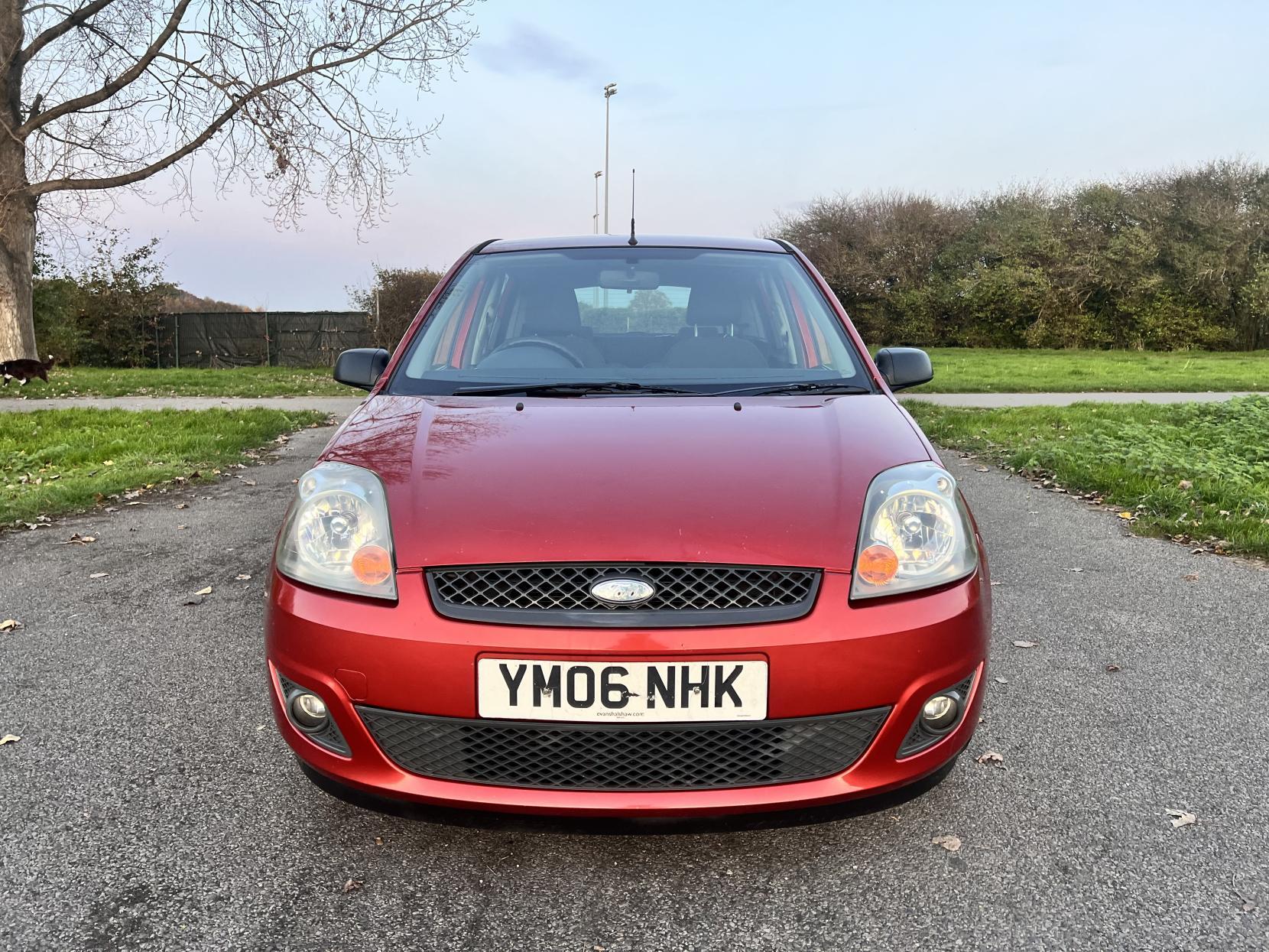 Ford Fiesta 1.4 Zetec Climate Hatchback 5dr Petrol Manual (147 g/km, 79 bhp)