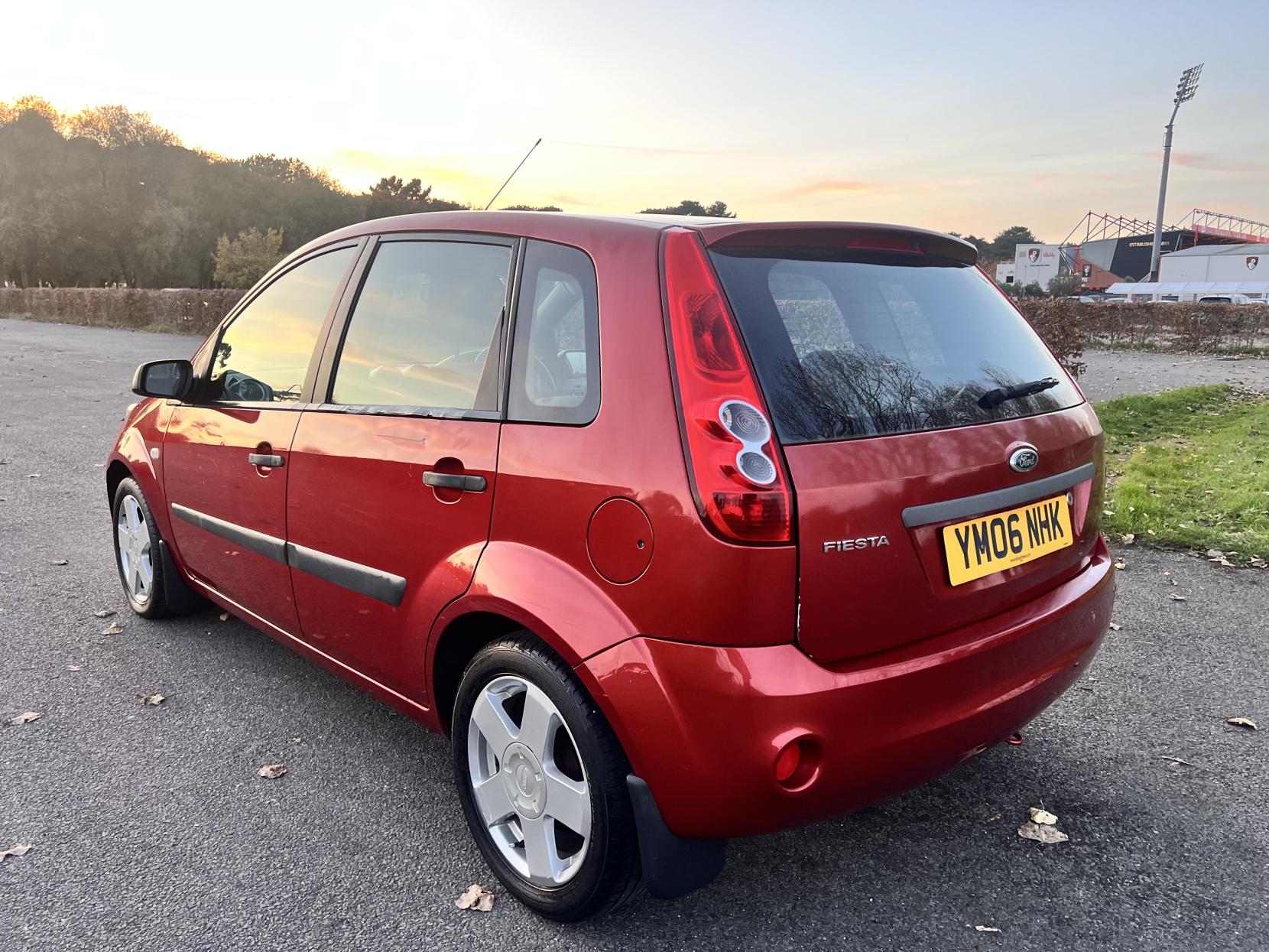 Ford Fiesta 1.4 Zetec Climate Hatchback 5dr Petrol Manual (147 g/km, 79 bhp)