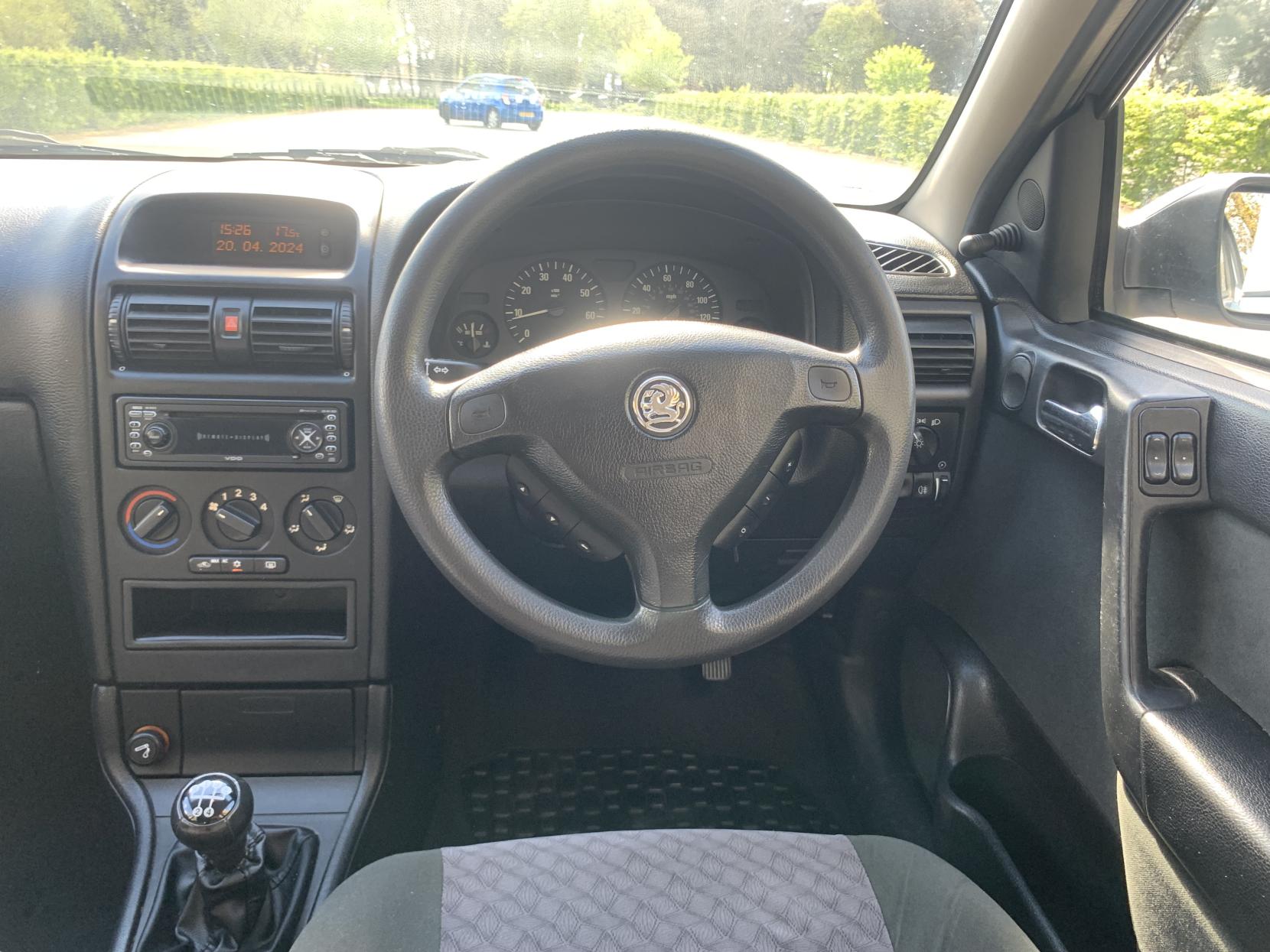 Vauxhall Astra 1.6i Club Hatchback 5dr Petrol Manual (a/c) (171 g/km, 84 bhp)