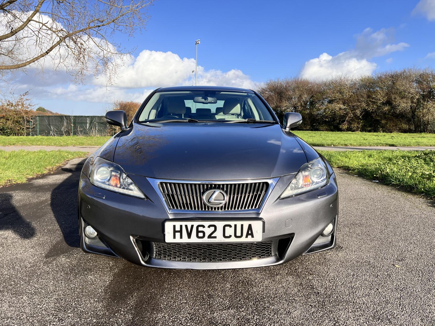 Lexus IS 2.5 250 V6 Advance Saloon 4dr Petrol Auto Euro 5 (208 ps)