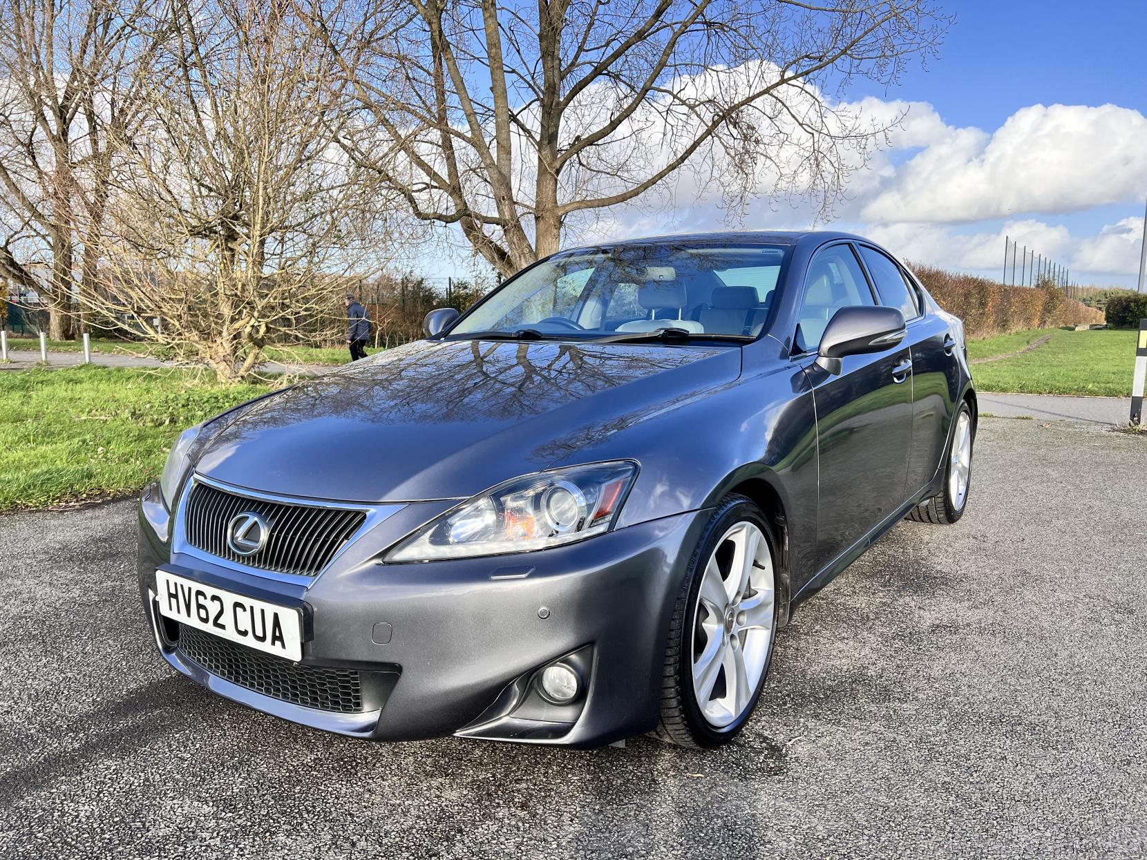 Lexus IS 2.5 250 V6 Advance Saloon 4dr Petrol Auto Euro 5 (208 ps)