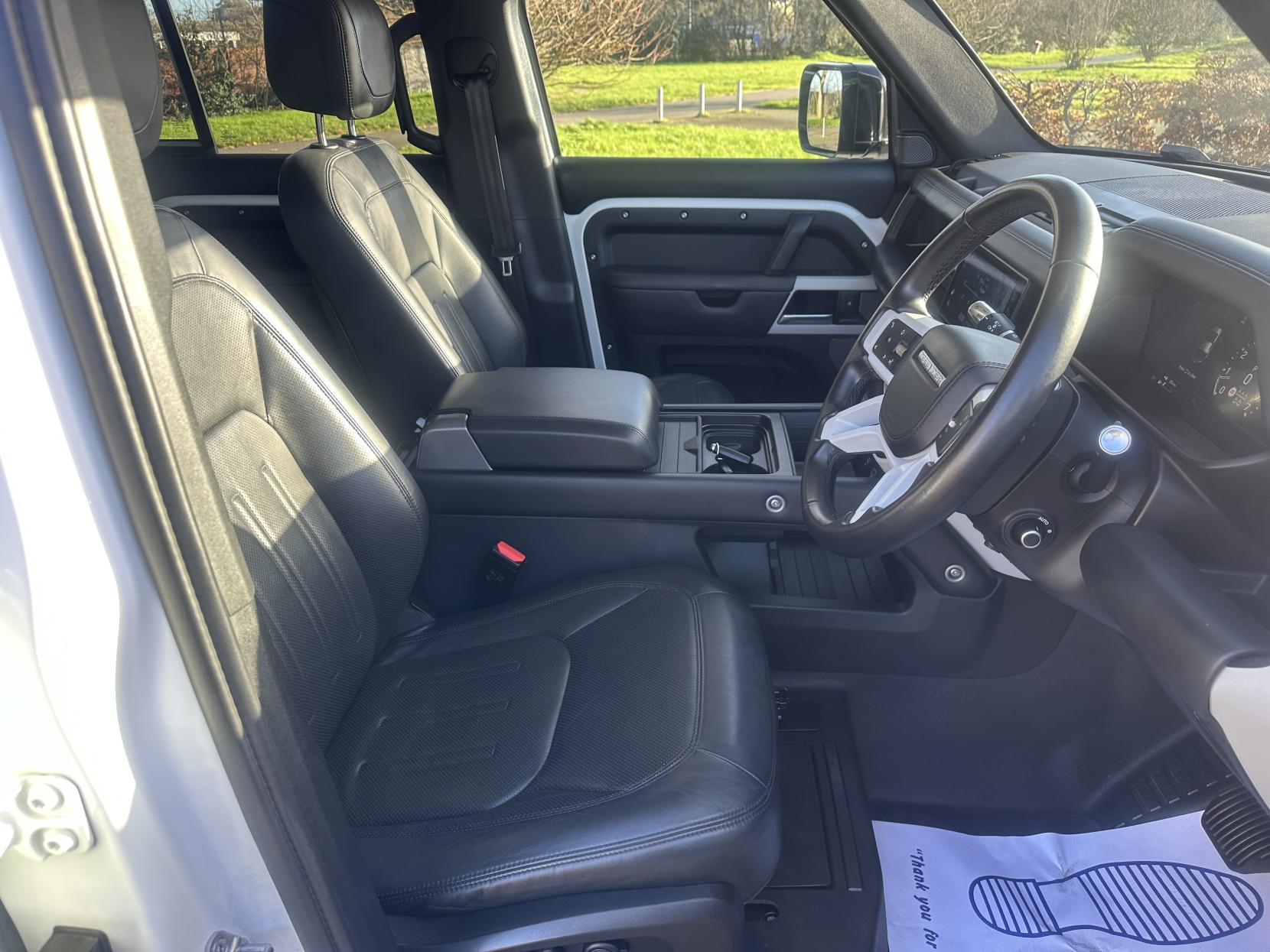 Land Rover Defender 110 2.0 Si4 SE SUV 5dr Petrol Auto 4WD Euro 6 (s/s) (300 ps)