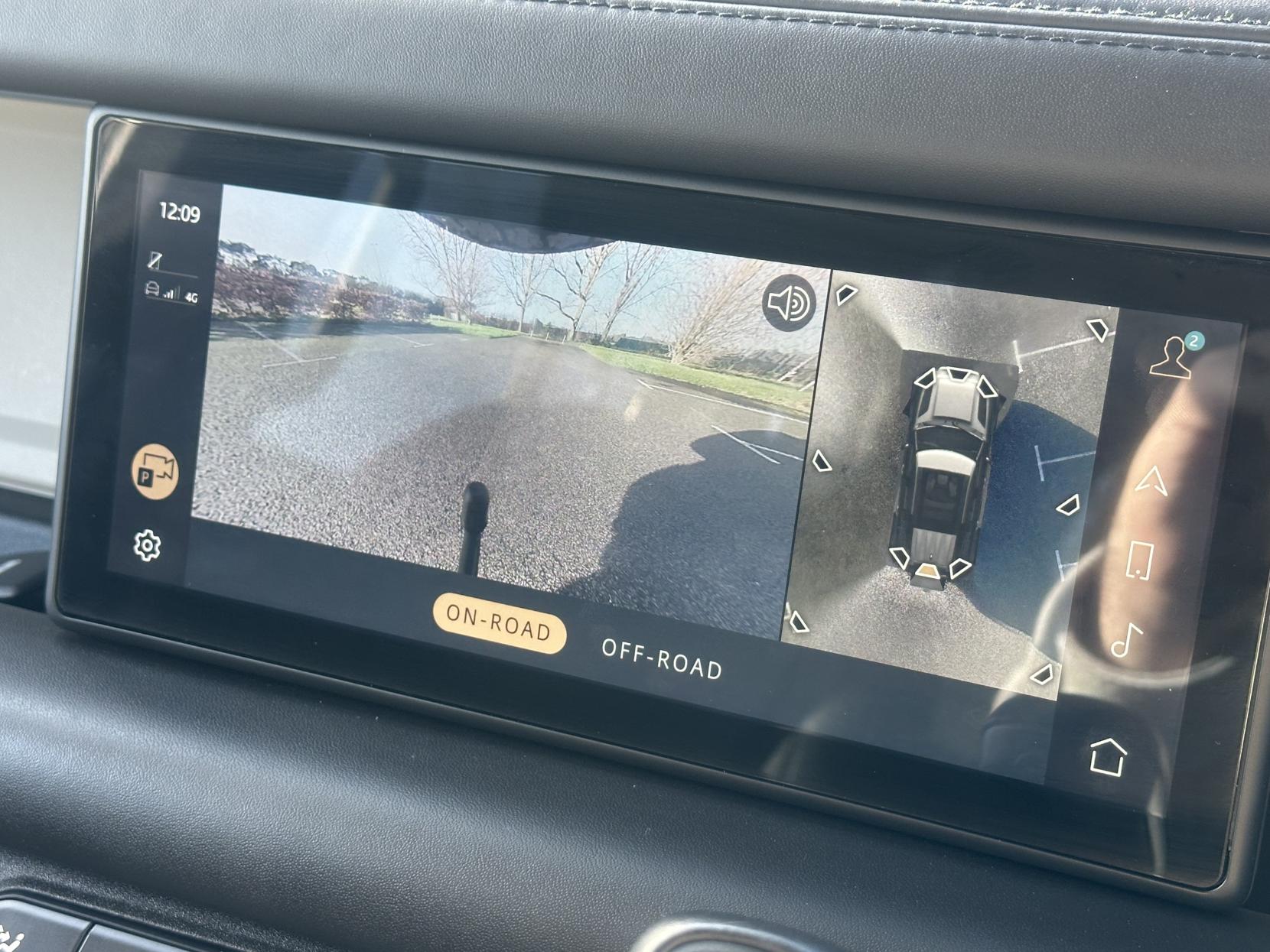 Land Rover Defender 110 2.0 Si4 SE SUV 5dr Petrol Auto 4WD Euro 6 (s/s) (300 ps)