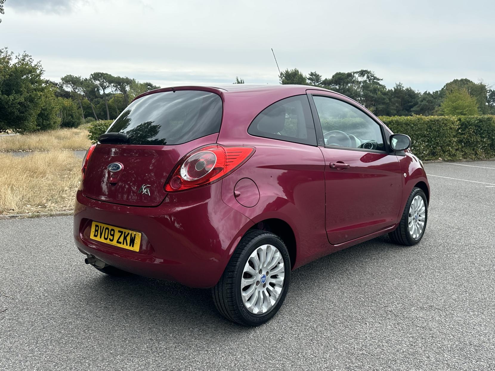 Ford Ka 1.2 Zetec Hatchback 3dr Petrol Manual Euro 4 (69 ps)