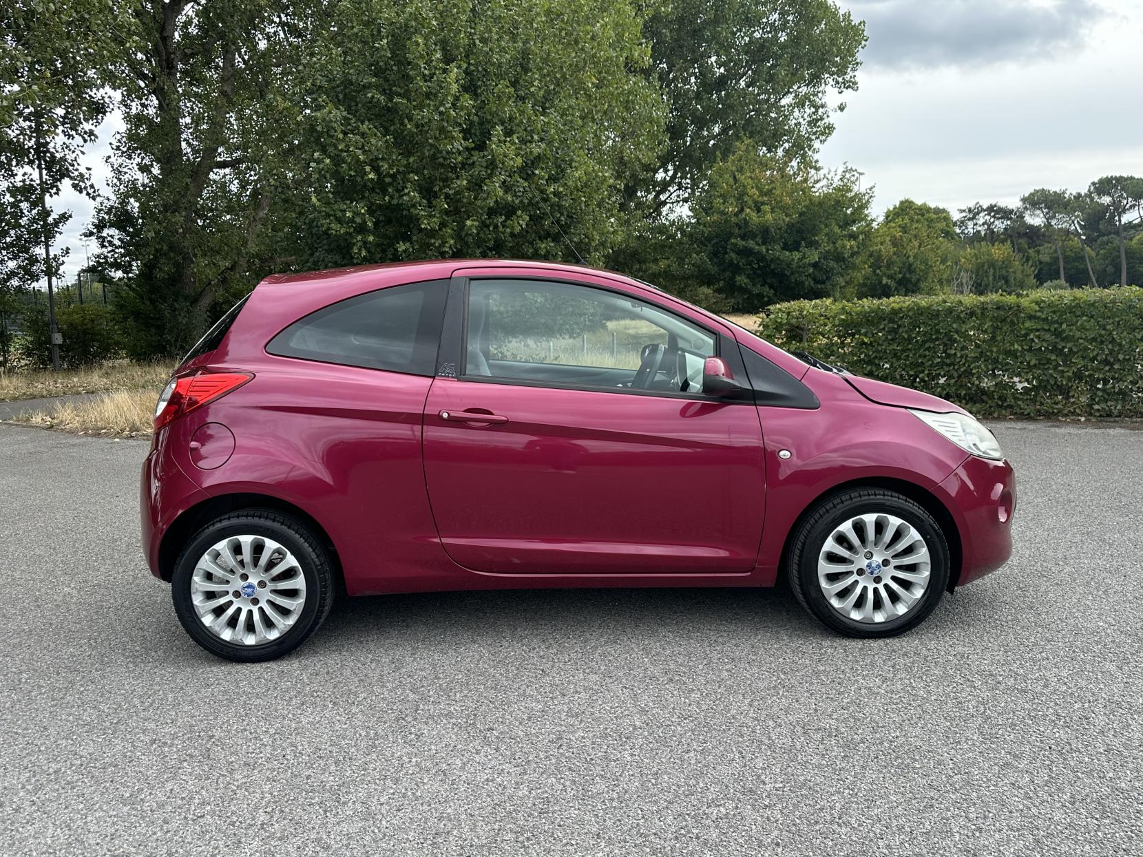 Ford Ka 1.2 Zetec Hatchback 3dr Petrol Manual Euro 4 (69 ps)