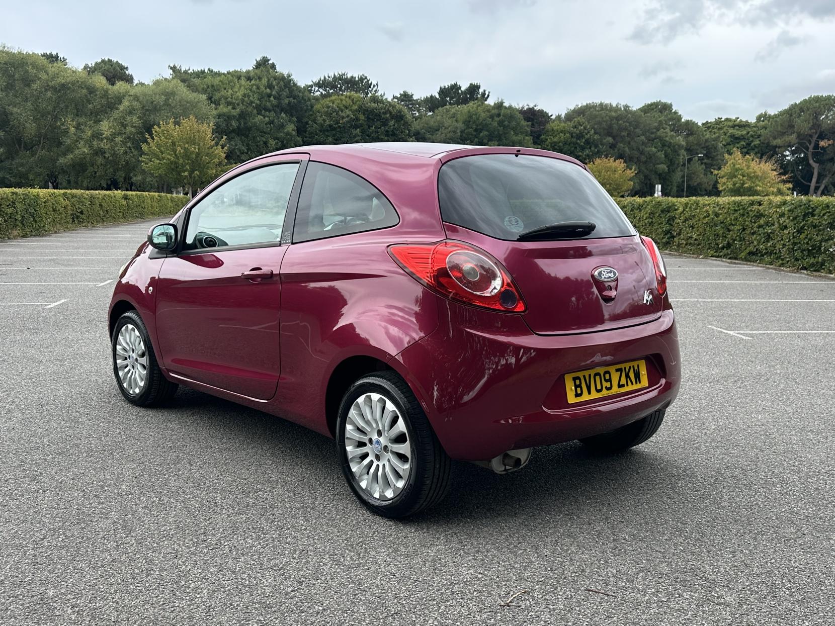 Ford Ka 1.2 Zetec Hatchback 3dr Petrol Manual Euro 4 (69 ps)