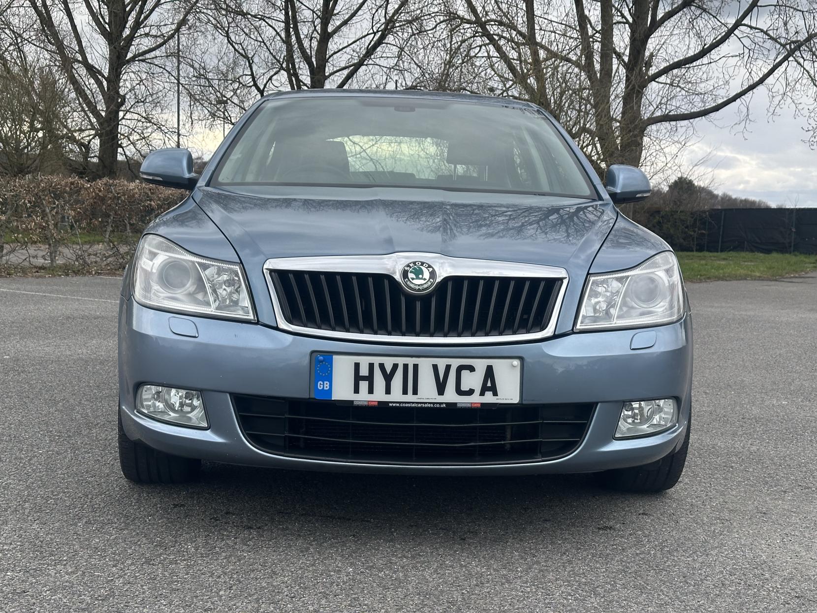 Skoda Octavia 1.4 TSI Elegance Hatchback 5dr Petrol Manual Euro 5 (122 ps)