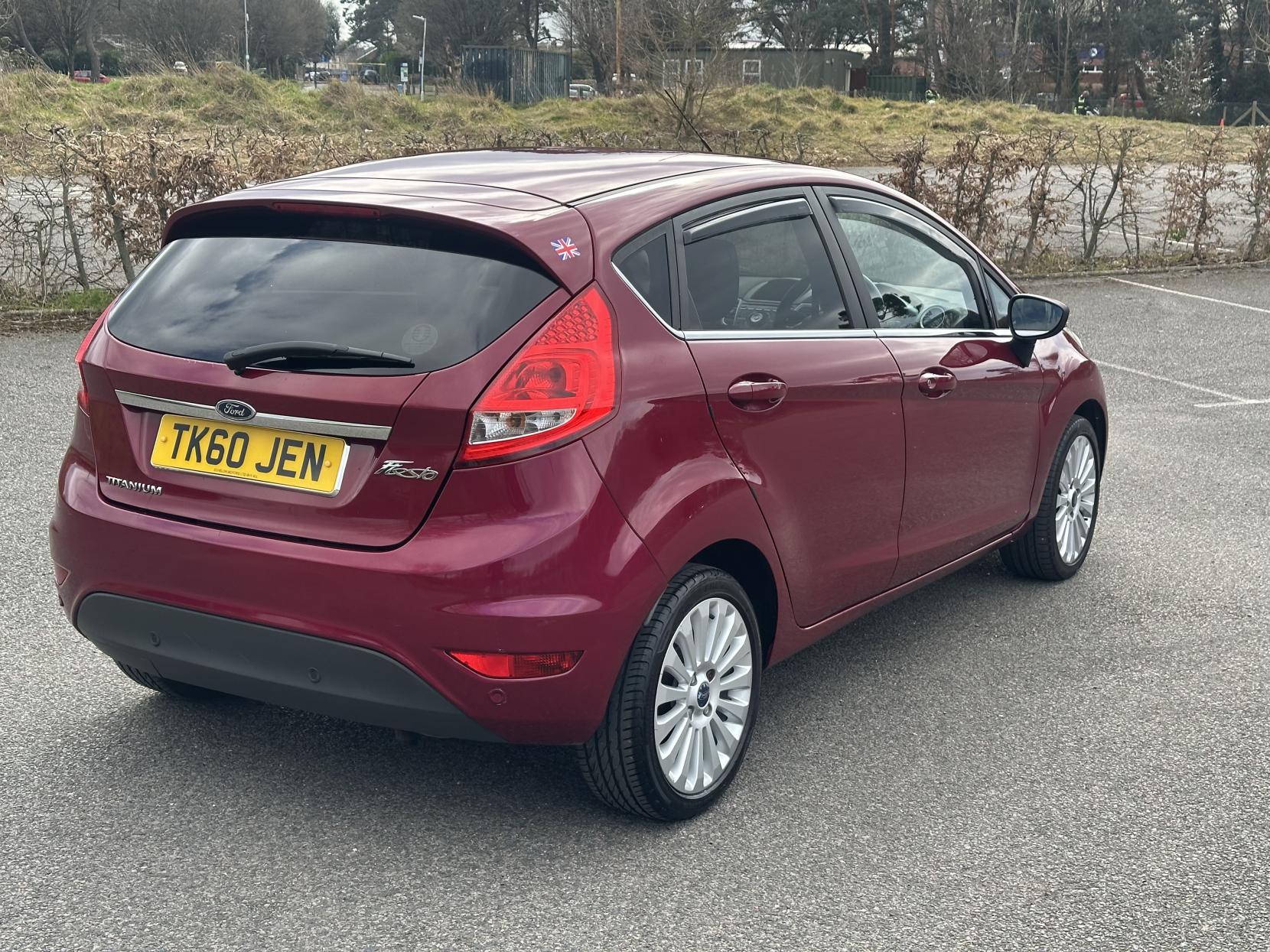 Ford Fiesta 1.4 Titanium Hatchback 5dr Petrol Automatic (154 g/km, 94 bhp)