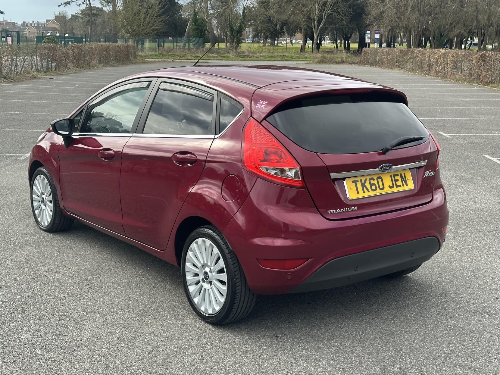 Ford Fiesta 1.4 Titanium Hatchback 5dr Petrol Automatic (154 g/km, 94 bhp)