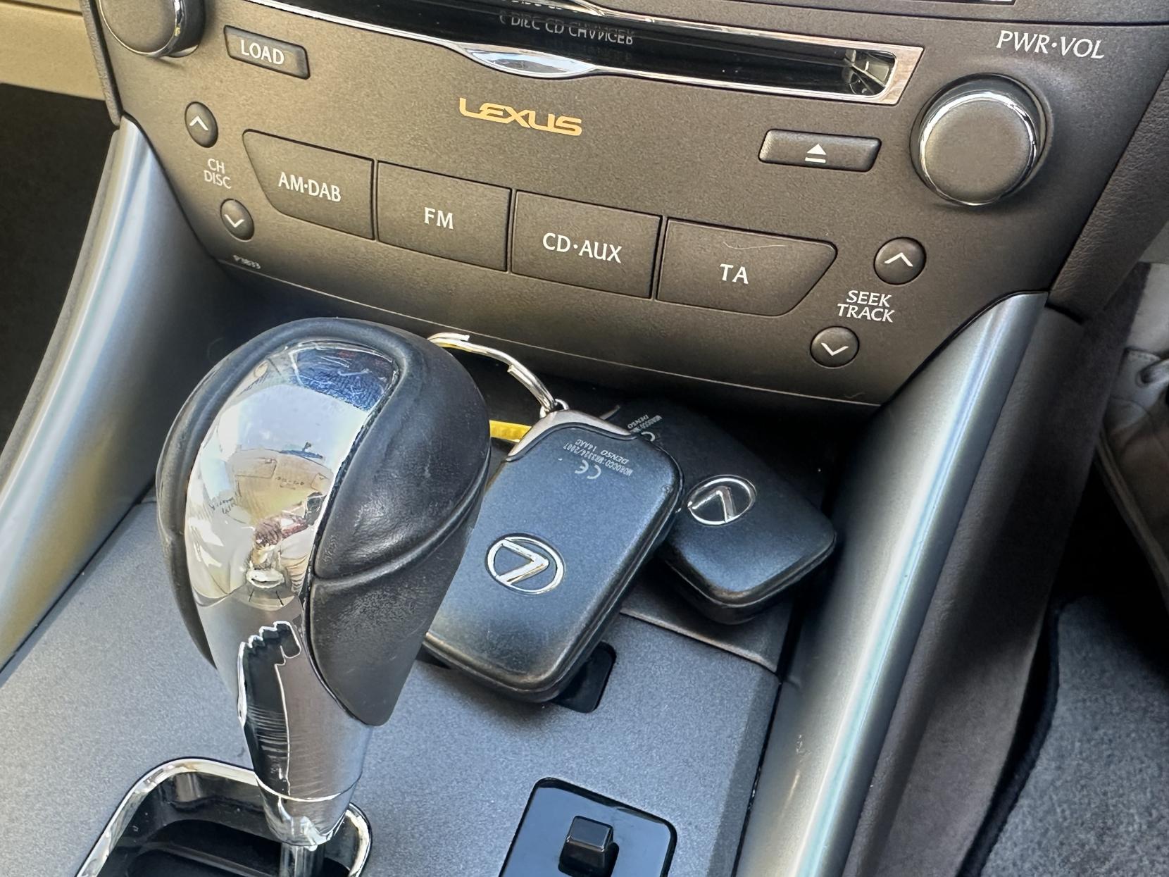 Lexus IS 2.5 250 SE-I Saloon 4dr Petrol Automatic (214 g/km, 204 bhp)