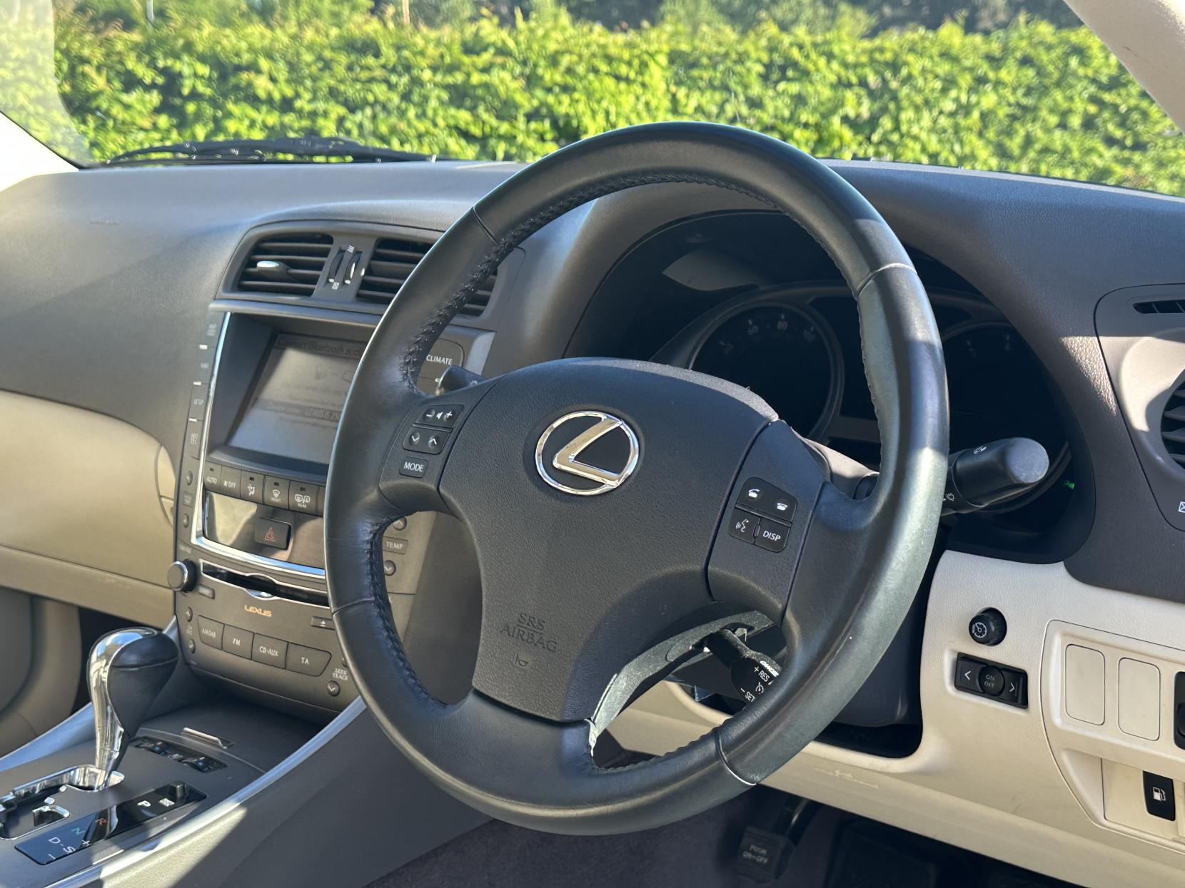 Lexus IS 2.5 250 SE-I Saloon 4dr Petrol Automatic (214 g/km, 204 bhp)
