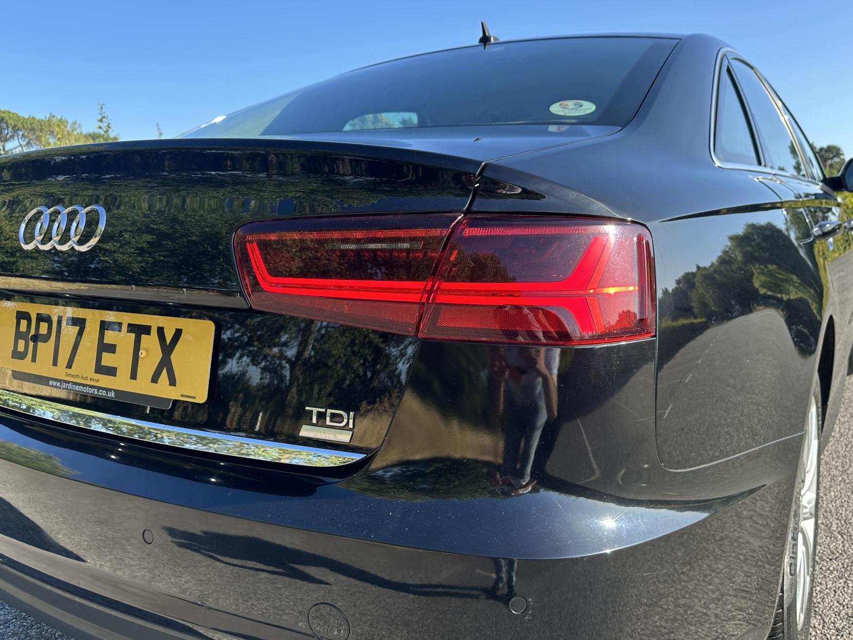 Audi A6 Saloon 2.0 TDI ultra SE Executive Saloon 4dr Diesel S Tronic Euro 6 (s/s) (190 ps)