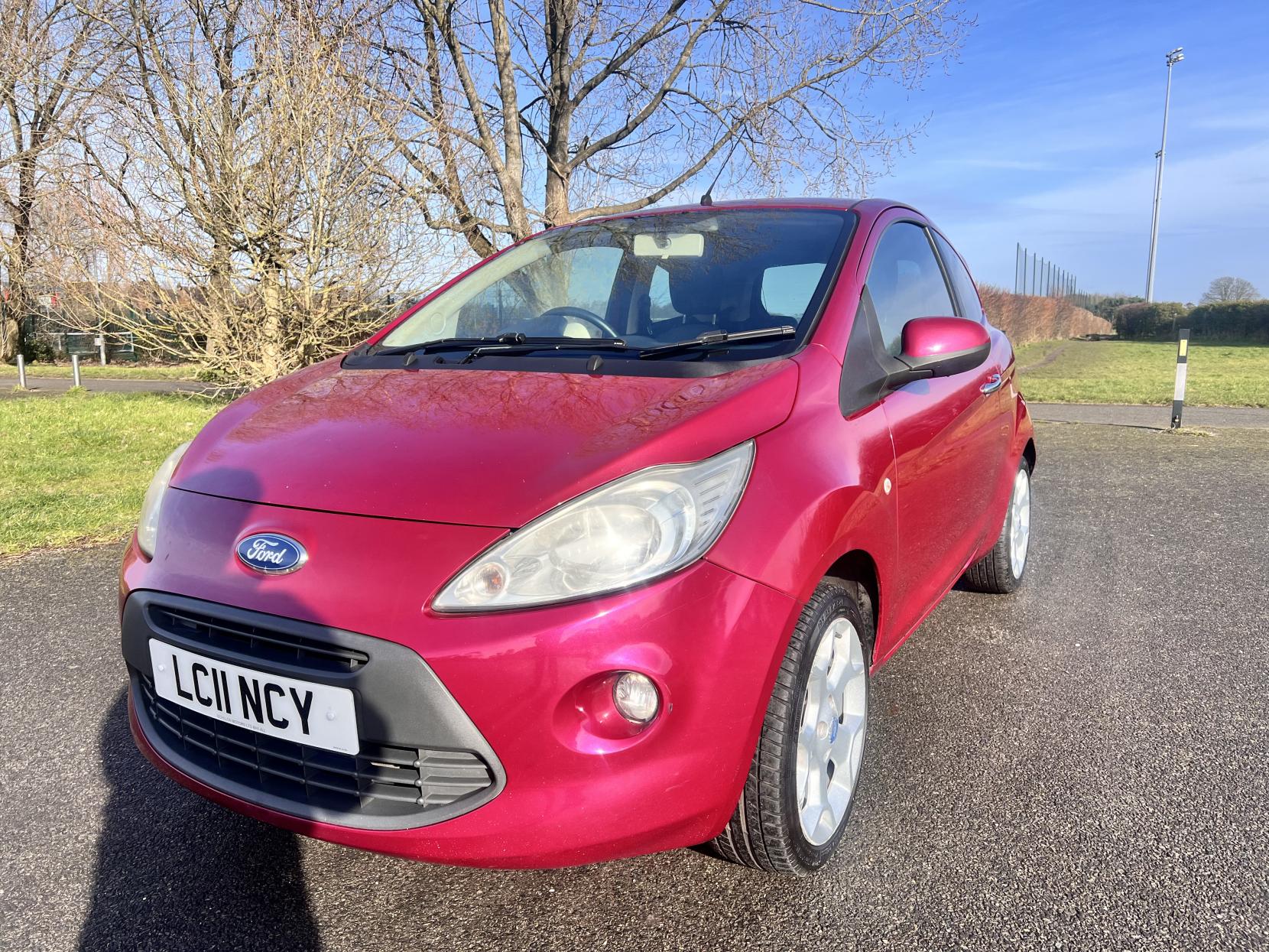 Ford Ka 1.2 Titanium Hatchback 3dr Petrol Manual Euro 5 (69 ps)