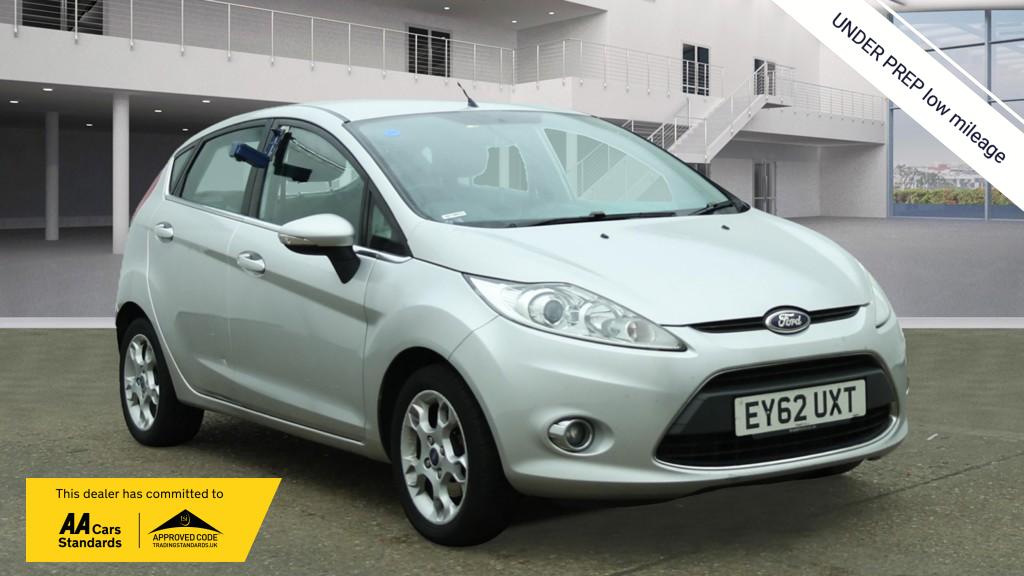 Ford Fiesta 1.4 TDCi DPF Zetec Hatchback 5dr Diesel Manual (104 g/km, 69 bhp)