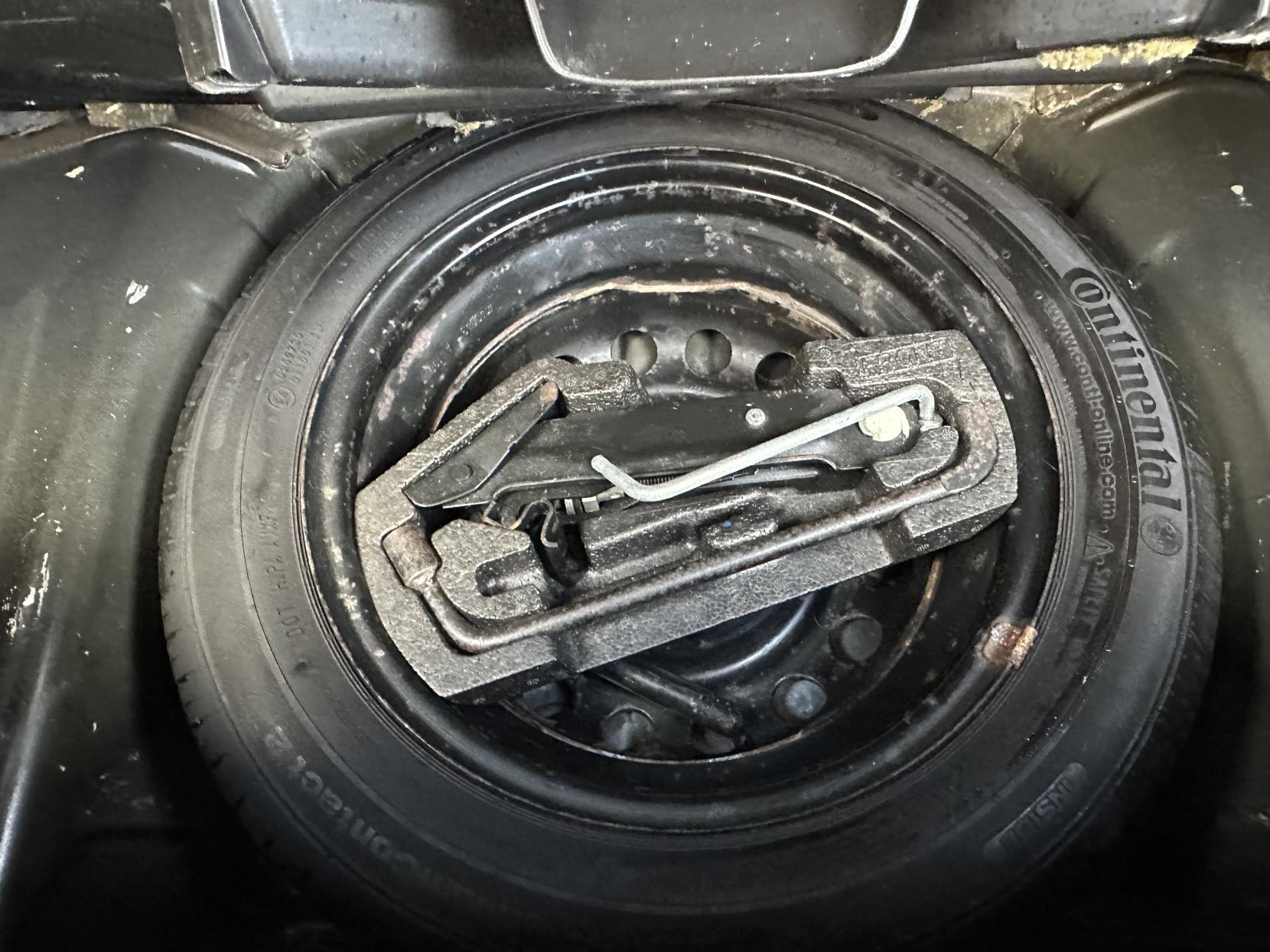 Toyota AYGO 1.0 VVT-i Fire Hatchback 5dr Petrol Manual Euro 5 (67 ps)