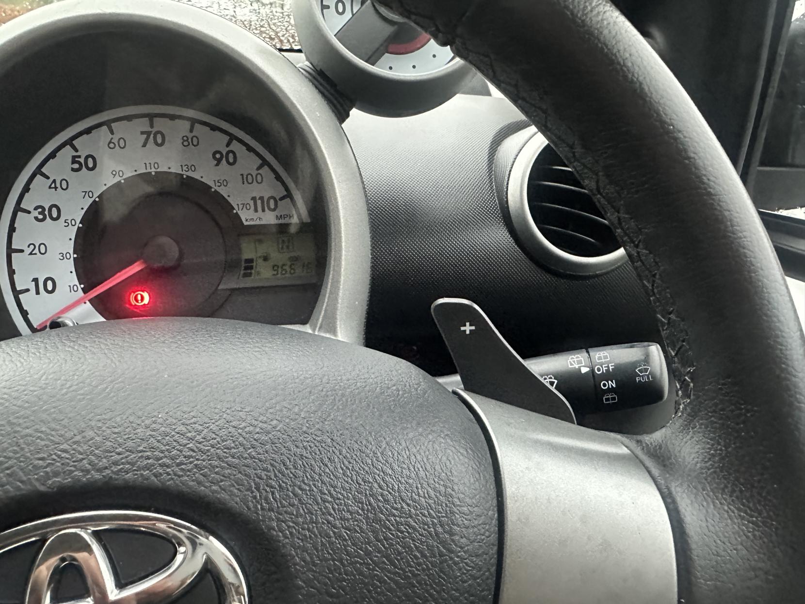 Toyota AYGO 1.0 VVT-i Fire Hatchback 5dr Petrol MultiMode Euro 5 (a/c) (67 ps)