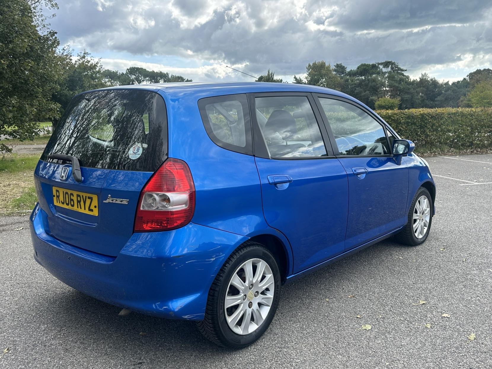 Honda Jazz 1.4 i-DSI SE Hatchback 5dr Petrol CVT-7 (139 g/km, 82 bhp)