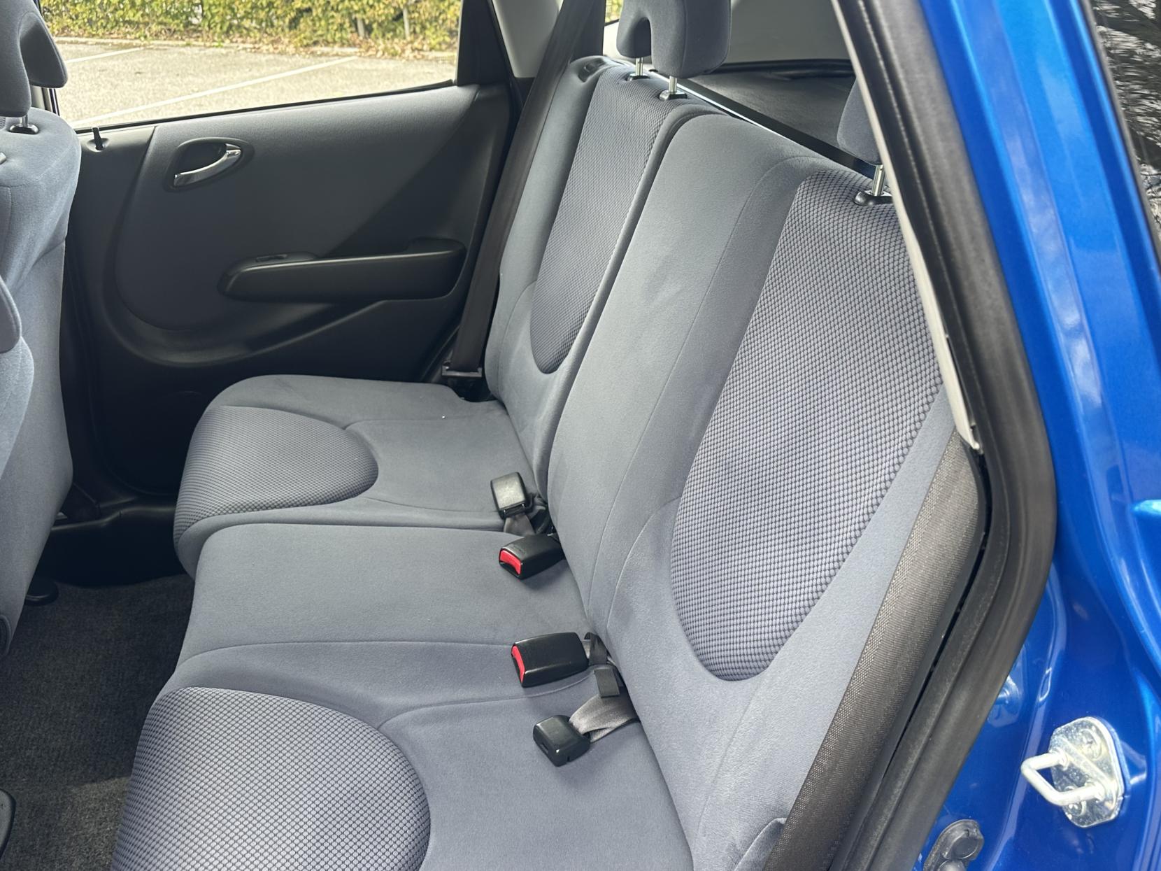 Honda Jazz 1.4 i-DSI SE Hatchback 5dr Petrol CVT-7 (139 g/km, 82 bhp)