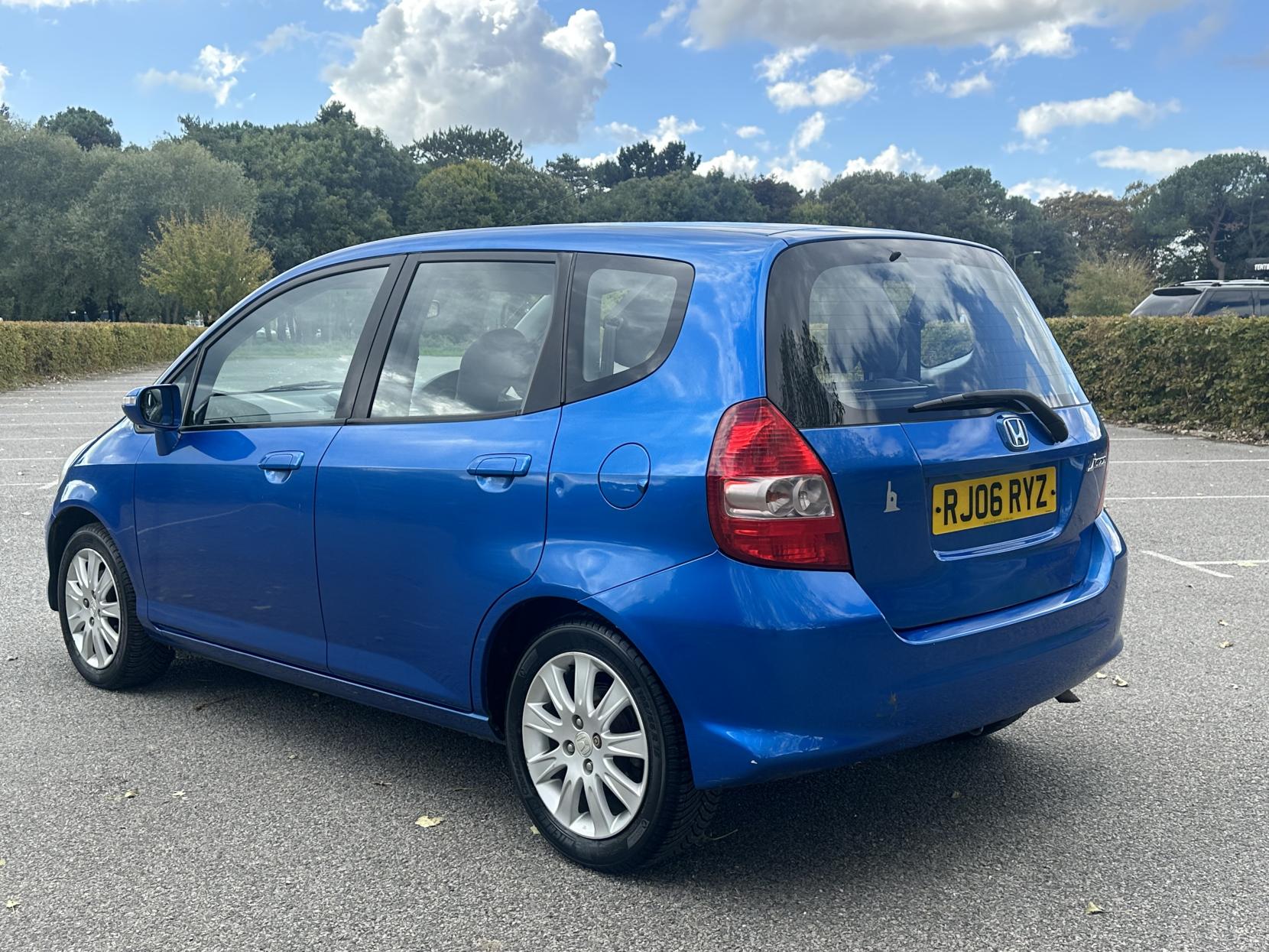 Honda Jazz 1.4 i-DSI SE Hatchback 5dr Petrol CVT-7 (139 g/km, 82 bhp)