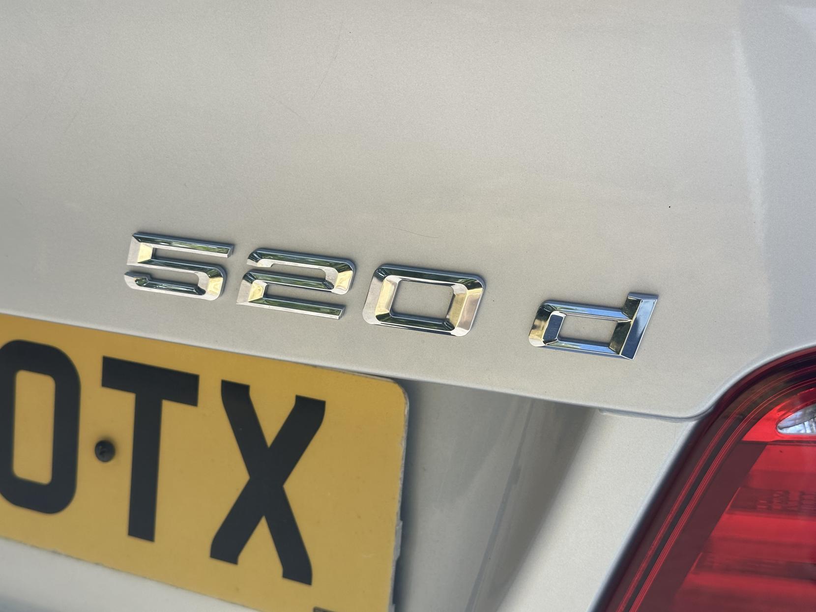 BMW 5 Series 2.0 520d M Sport Saloon 4dr Diesel Auto Euro 5 (s/s) (184 ps)