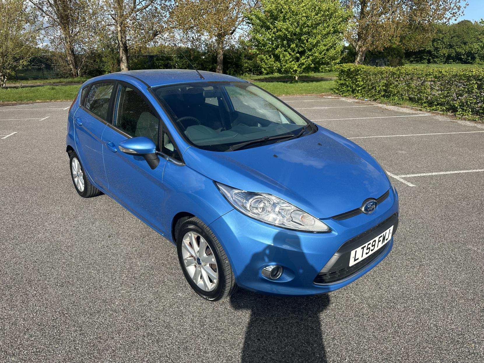 Ford Fiesta 1.4 Zetec Hatchback 5dr Petrol Manual (133 g/km, 94 bhp)