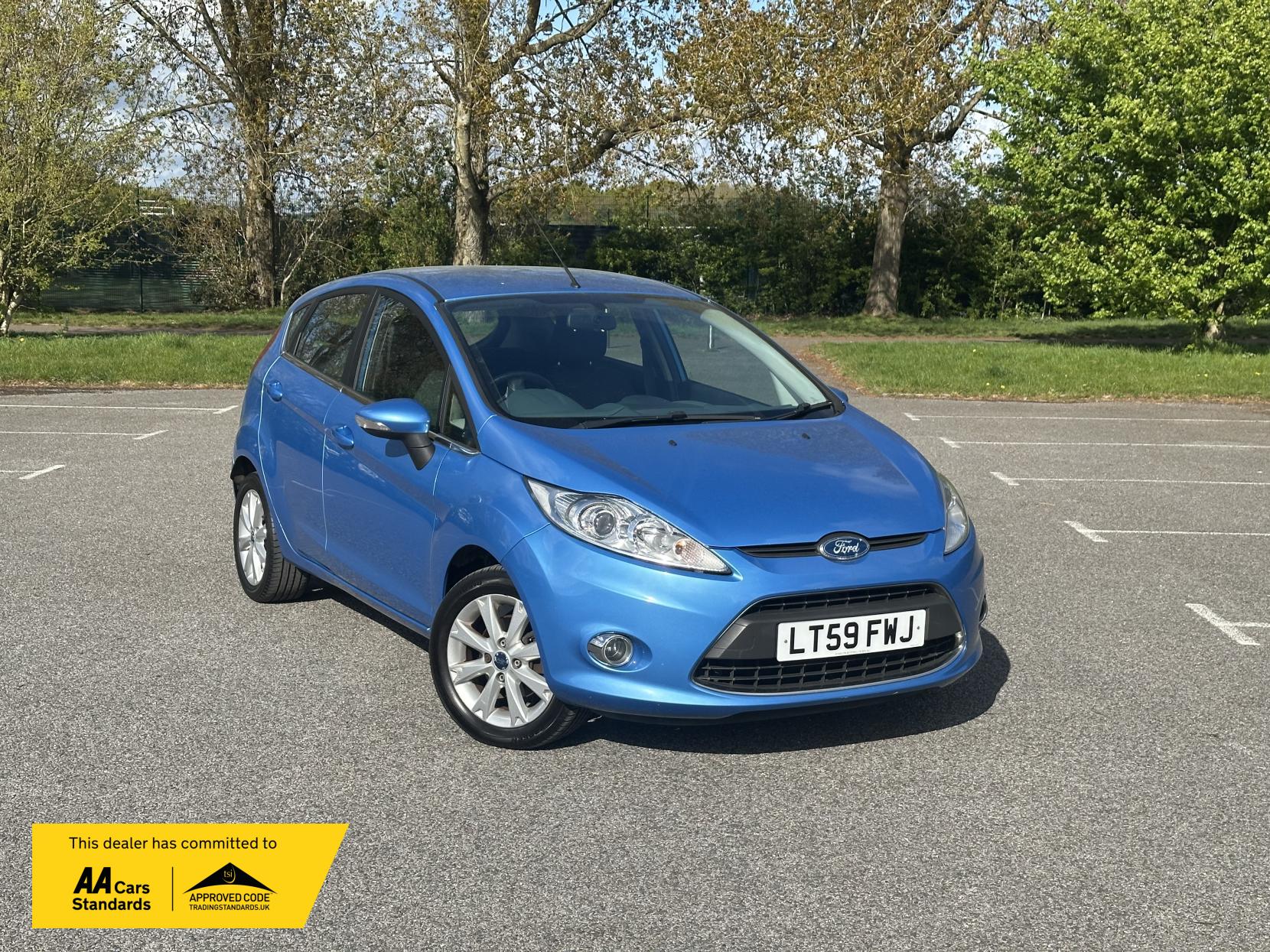 Ford Fiesta 1.4 Zetec Hatchback 5dr Petrol Manual (133 g/km, 94 bhp)